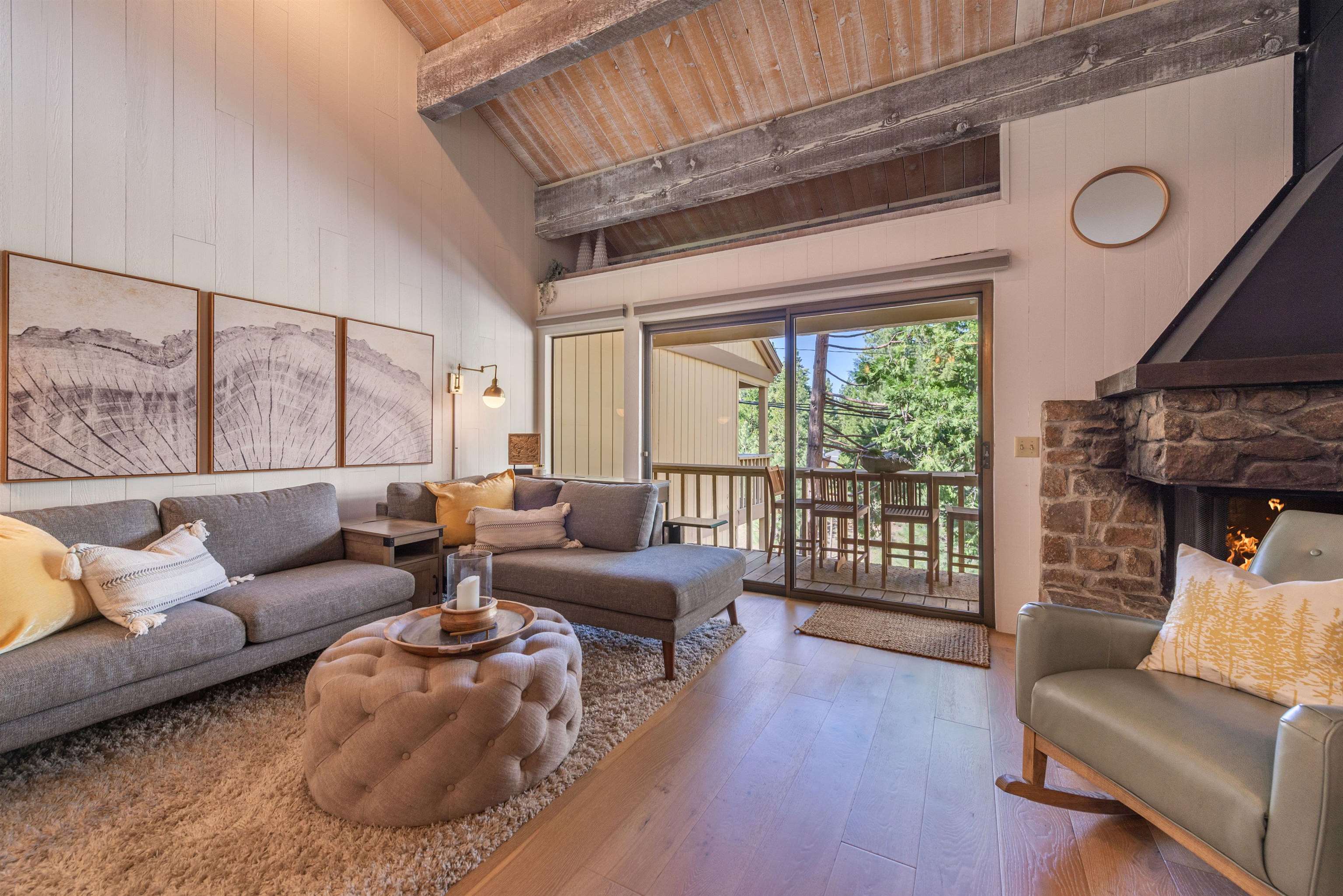 Kings Beach, California, 96143, United States, 2 Bedrooms Bedrooms, ,2 BathroomsBathrooms,Residential,For Sale,1940535