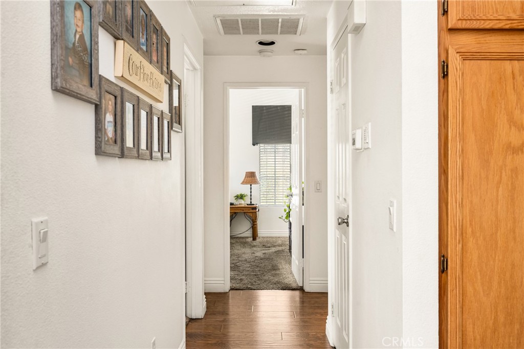 Lake Forest, California, 92610, United States, 2 Bedrooms Bedrooms, ,2 BathroomsBathrooms,Residential,For Sale,1846936
