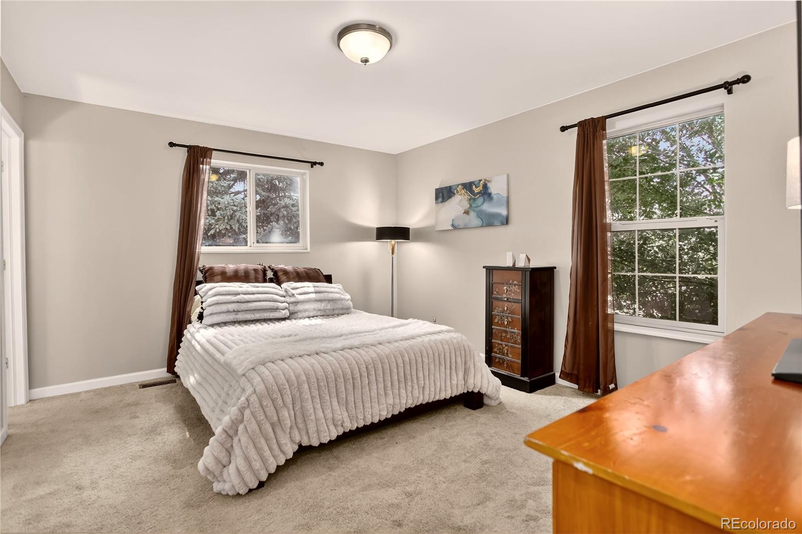 Castle Rock, Colorado, 80104, United States, 4 Bedrooms Bedrooms, ,2 BathroomsBathrooms,Residential,For Sale,1911014