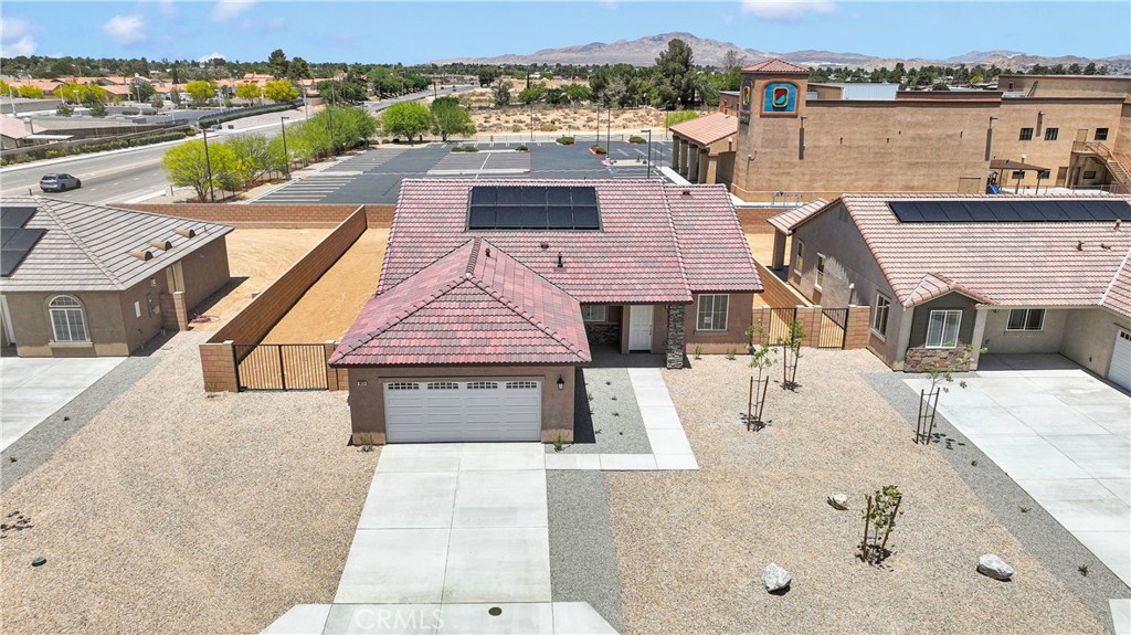 Victorville, California, 92395, United States, 3 Bedrooms Bedrooms, ,2 BathroomsBathrooms,Residential,For Sale,1865788