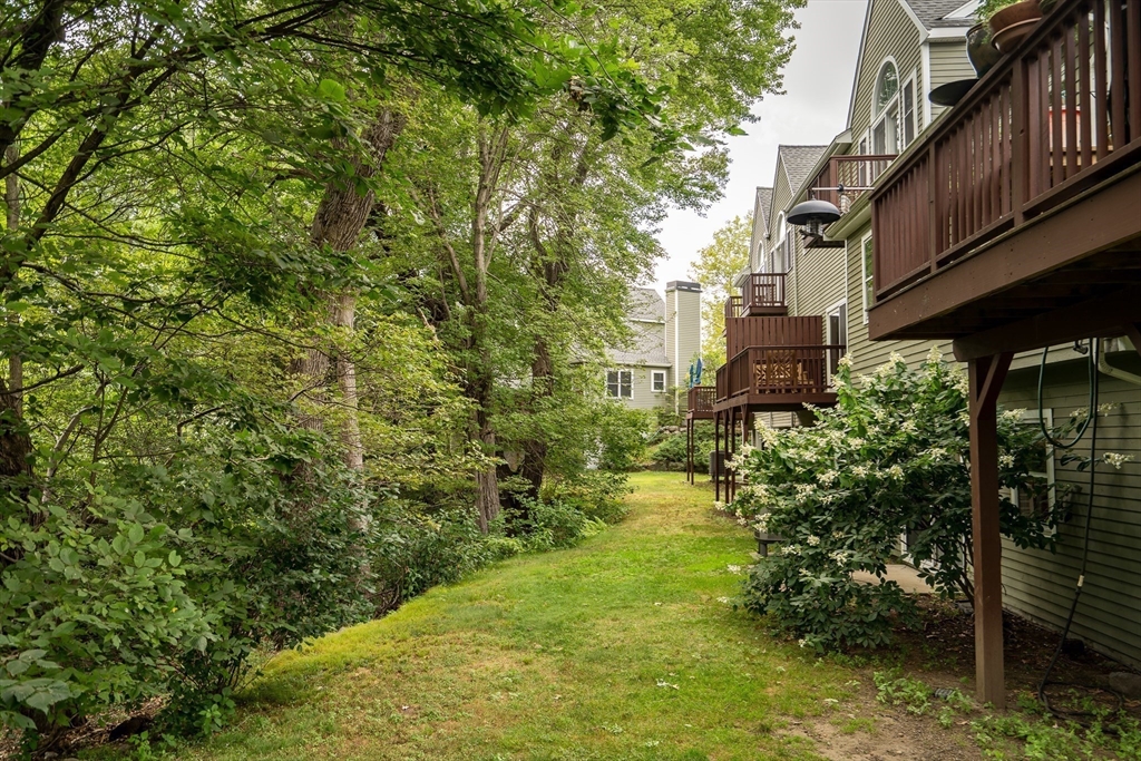 Waltham, Massachusetts, 02452, United States, 4 Bedrooms Bedrooms, ,4 BathroomsBathrooms,Residential,For Sale,1934478