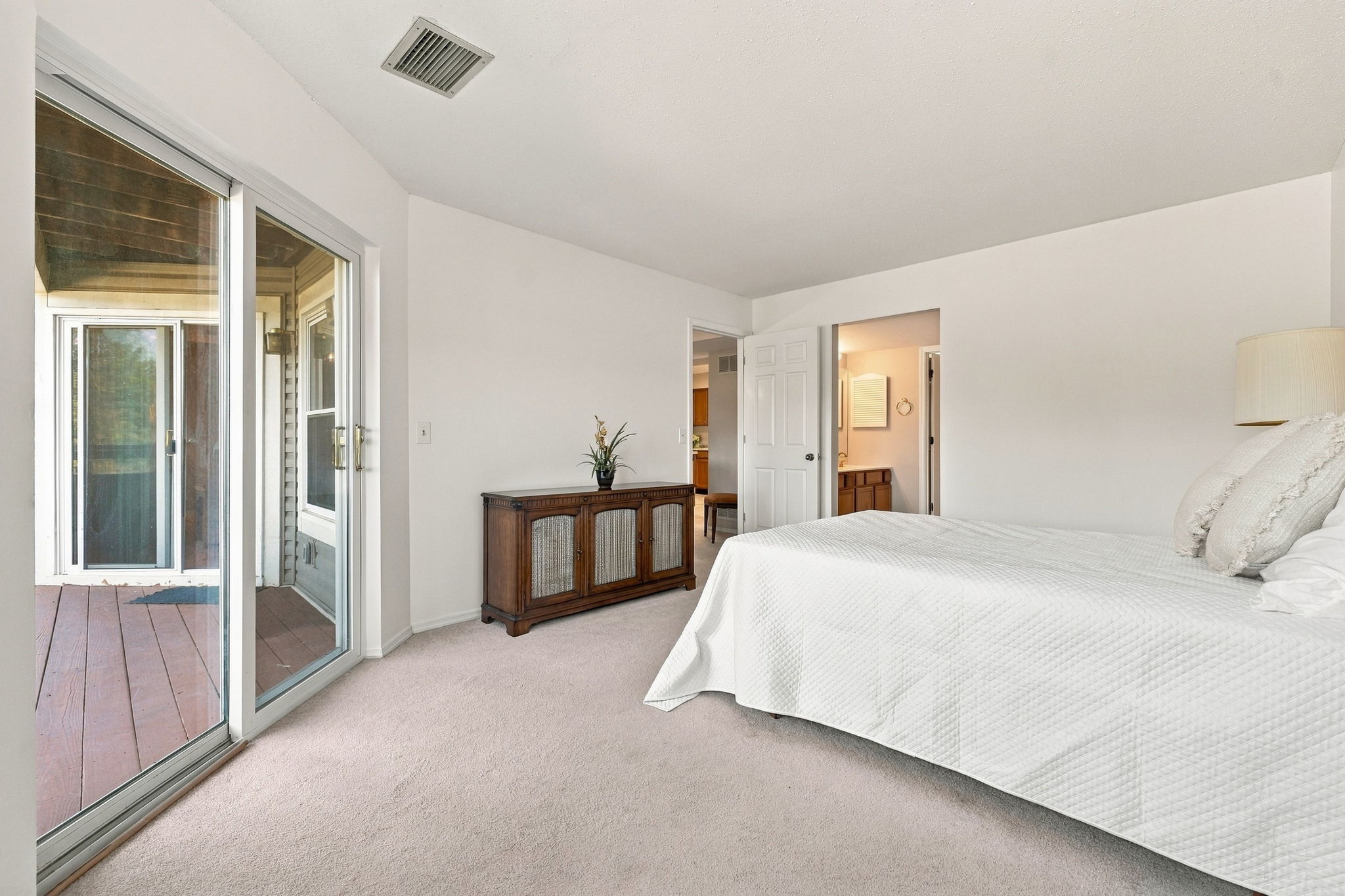  1010 Thoreau Court, St. Louis, MO 63146 - 物件實景