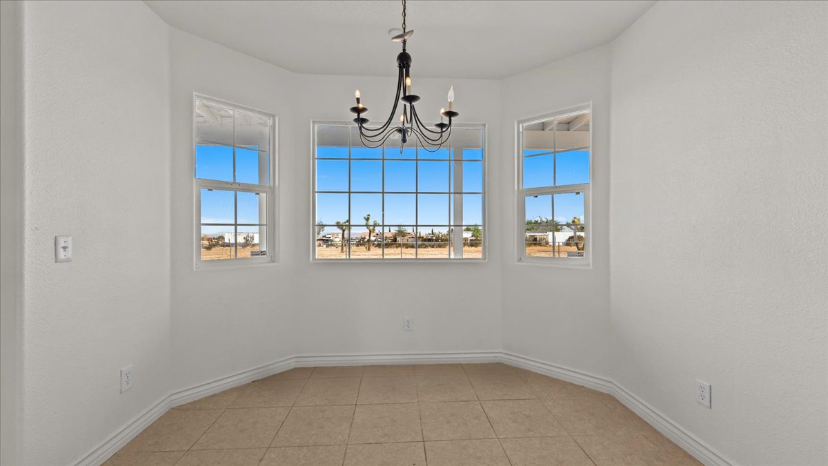 Phelan, California, 92371, United States, 4 Bedrooms Bedrooms, ,3 BathroomsBathrooms,Residential,For Sale,1983019