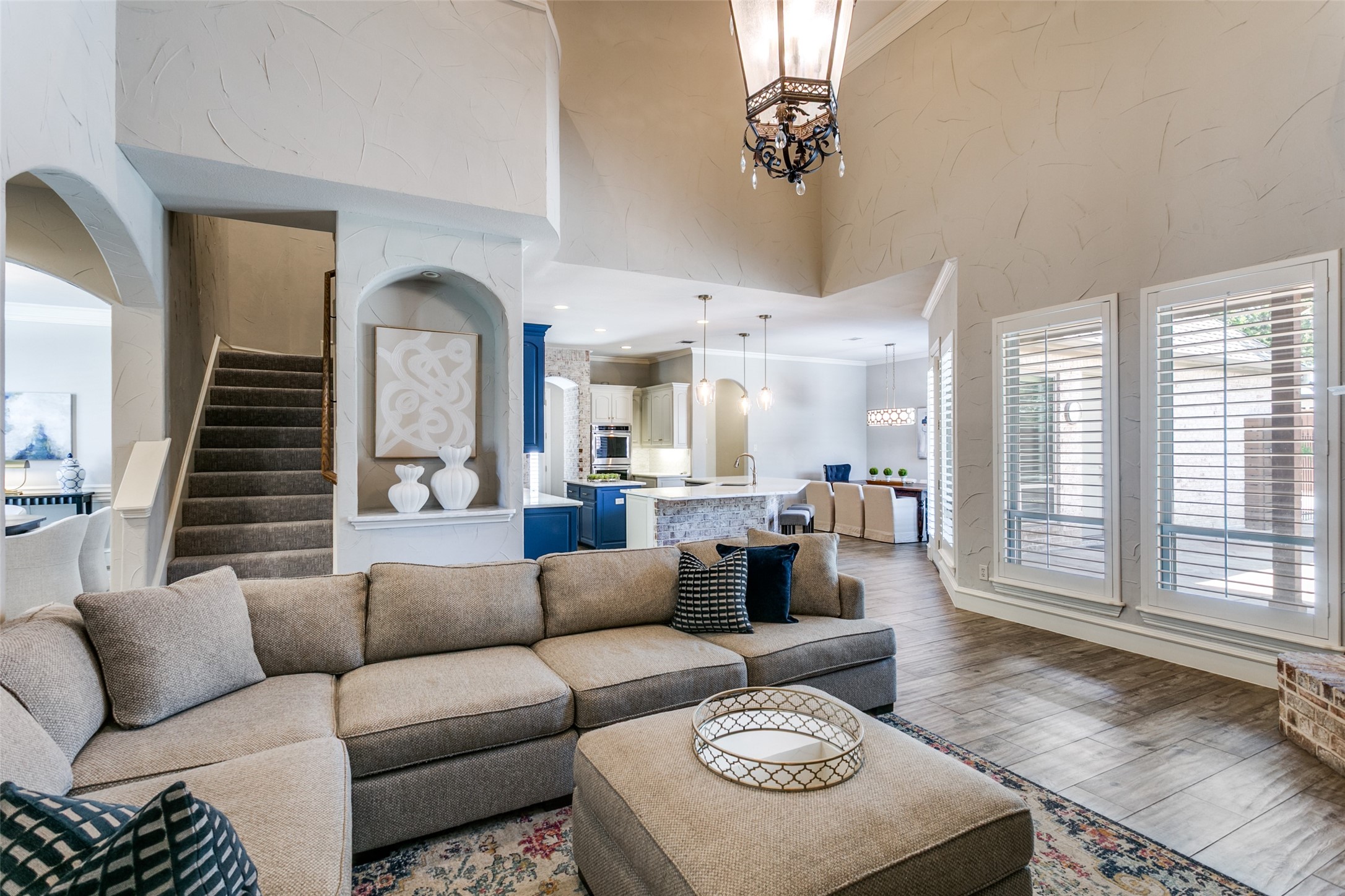 Grapevine, Texas, 76092, United States, 4 Bedrooms Bedrooms, ,3 BathroomsBathrooms,Residential,For Sale,1951115