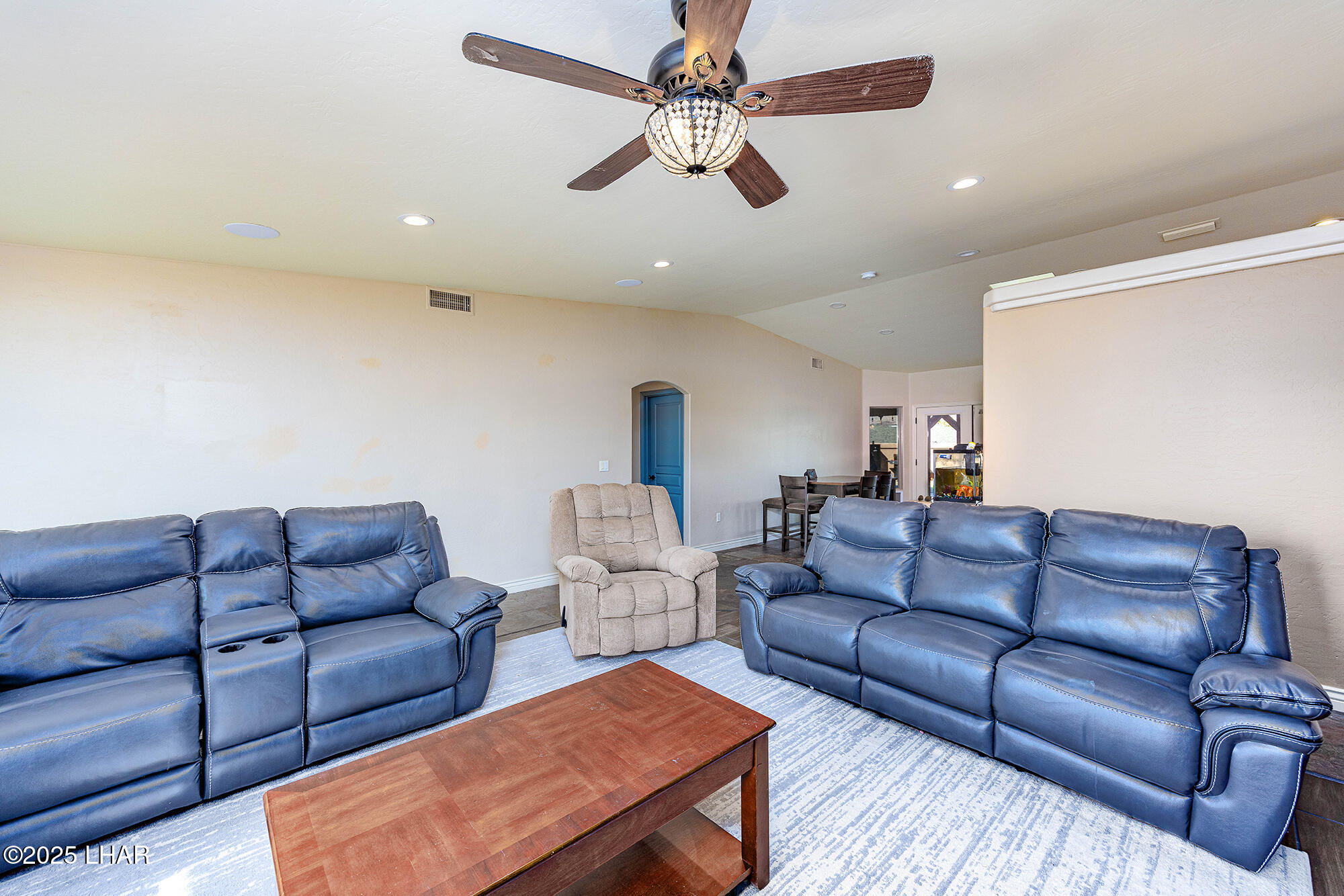 Lake Havasu City, Arizona, 86404, United States, 3 Bedrooms Bedrooms, ,2 BathroomsBathrooms,Residential,For Sale,2001874