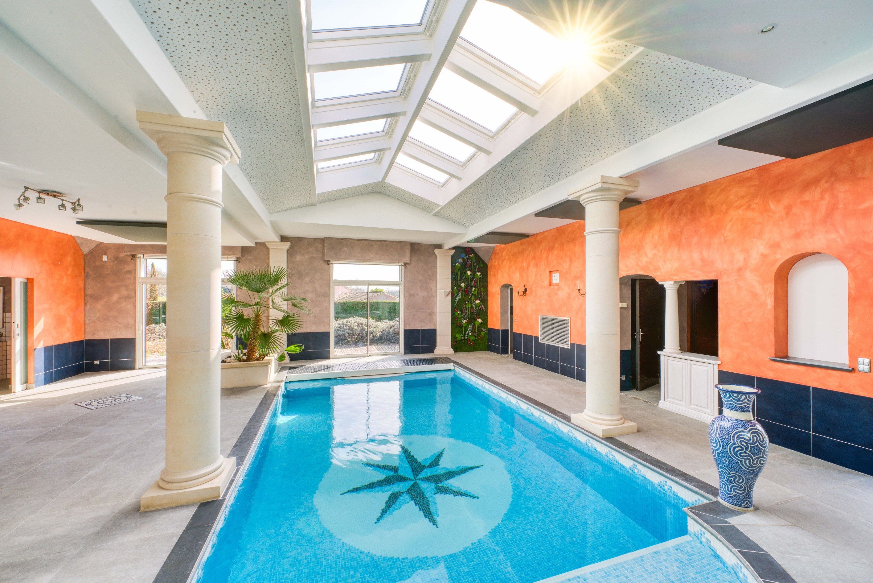  Exceptional architect-designed 533 sqm villa, with nothing but the tranquility … - 物件實景