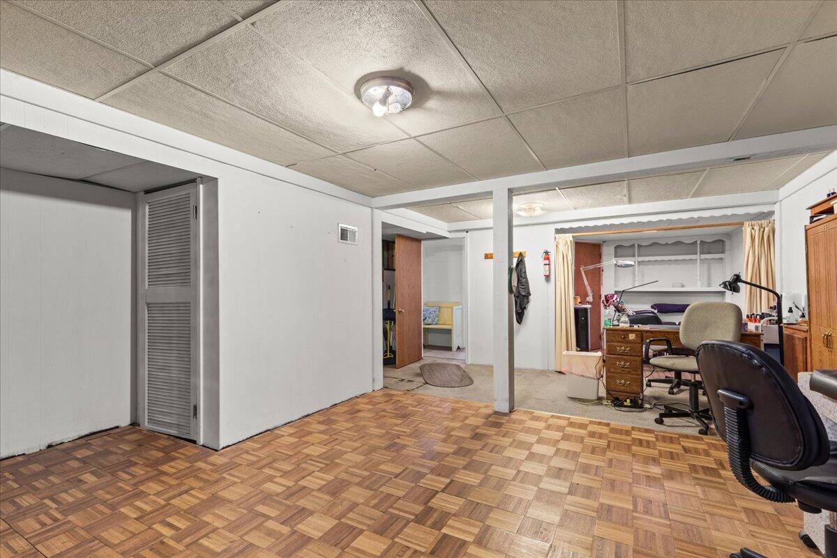 West Bend, Wisconsin, 53090, United States, 4 Bedrooms Bedrooms, ,3 BathroomsBathrooms,Residential,For Sale,1960551