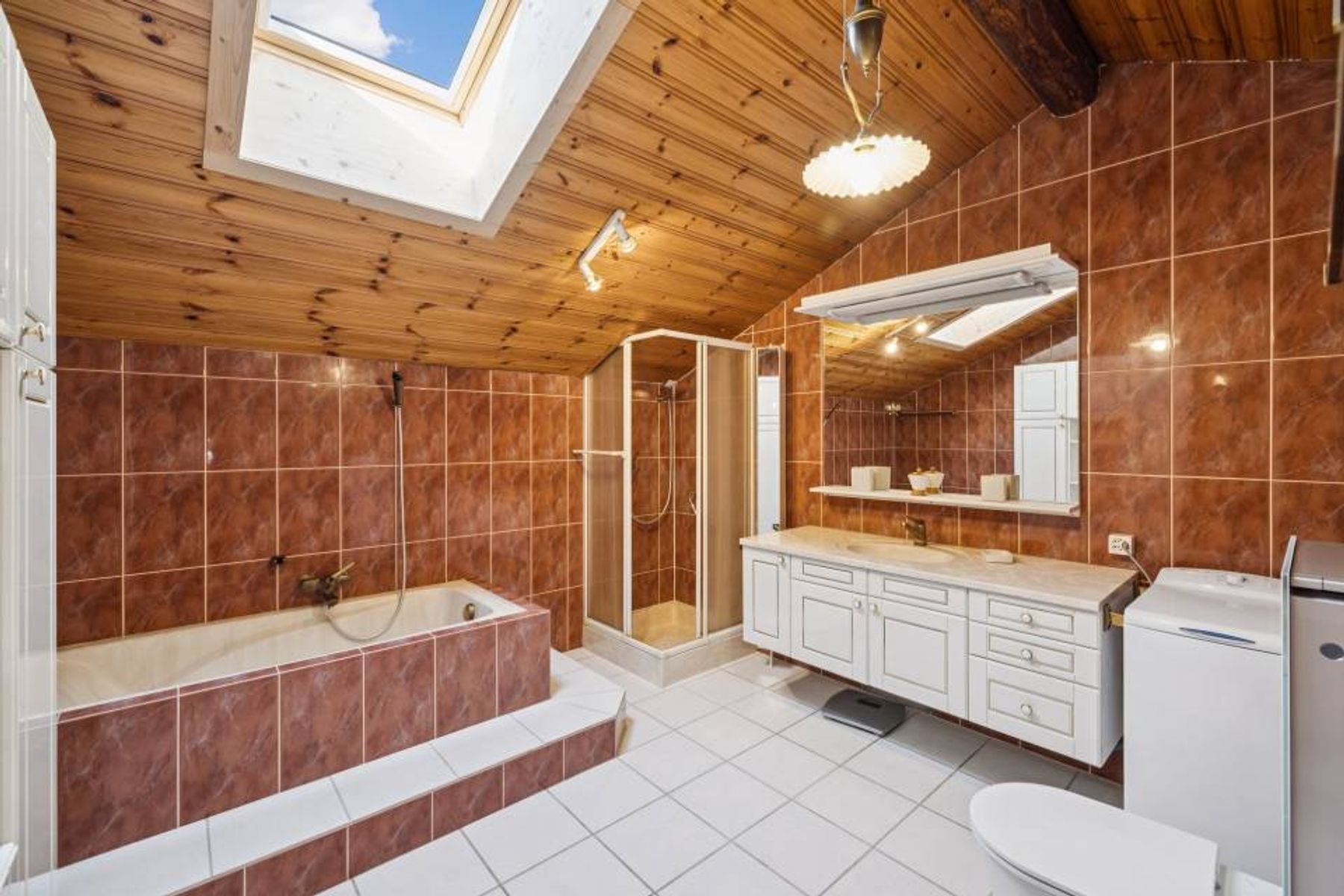  Chalet with two apartments and authentic charm - 物件實景