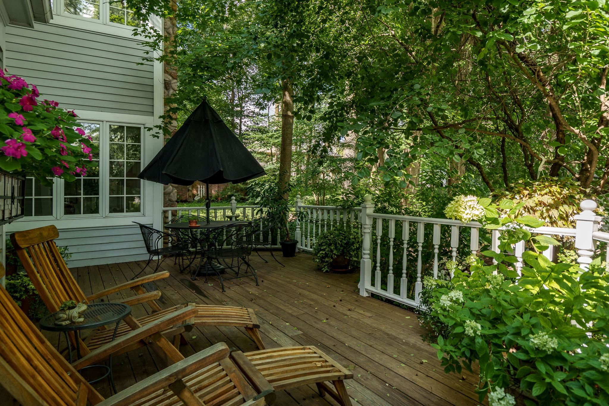 Rockford, Illinois, 61107, United States, 4 Bedrooms Bedrooms, ,5 BathroomsBathrooms,Residential,For Sale,1928082