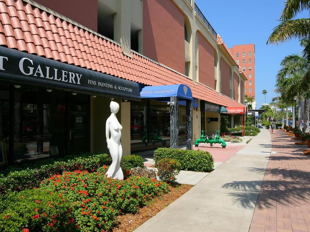 Sarasota, Florida, 34236, United States, 2 Bedrooms Bedrooms, ,2 BathroomsBathrooms,Residential,For Sale,1839874