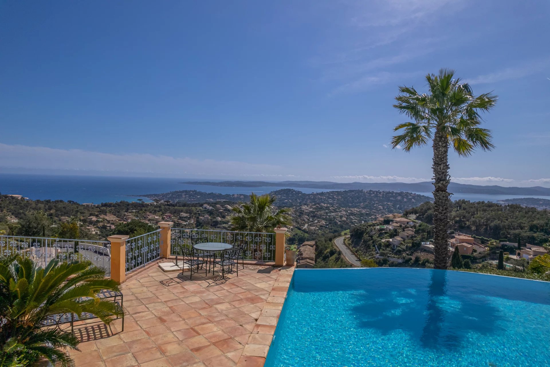 Sainte-Maxime, Provence-Alpes-Côte d’Azur, 83120, FR, 6 Bedrooms Bedrooms, ,7 BathroomsBathrooms,Residential,For Sale,1570593