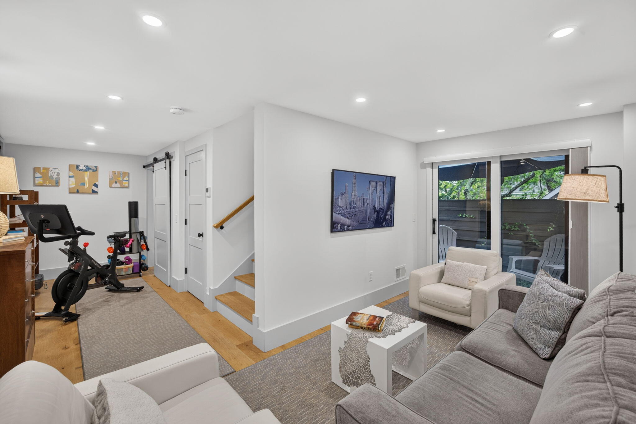 Arrive, Unpack & Enjoy—Turnkey Provincetown Living with a Private Patio & Pizza - 物件實景
