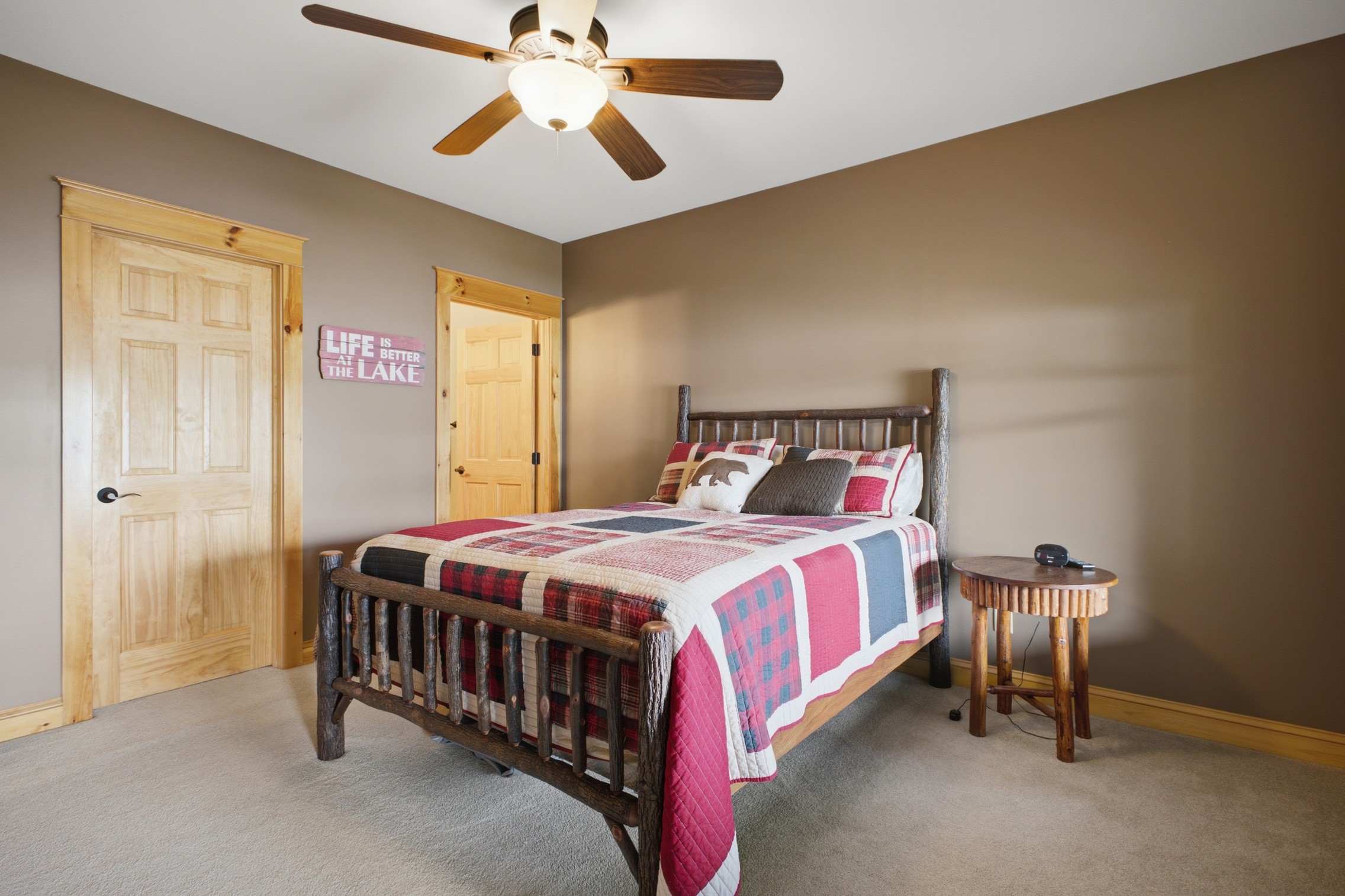  64 Pointe Drive, Schroon Lake, NY, 12870 - 物件實景