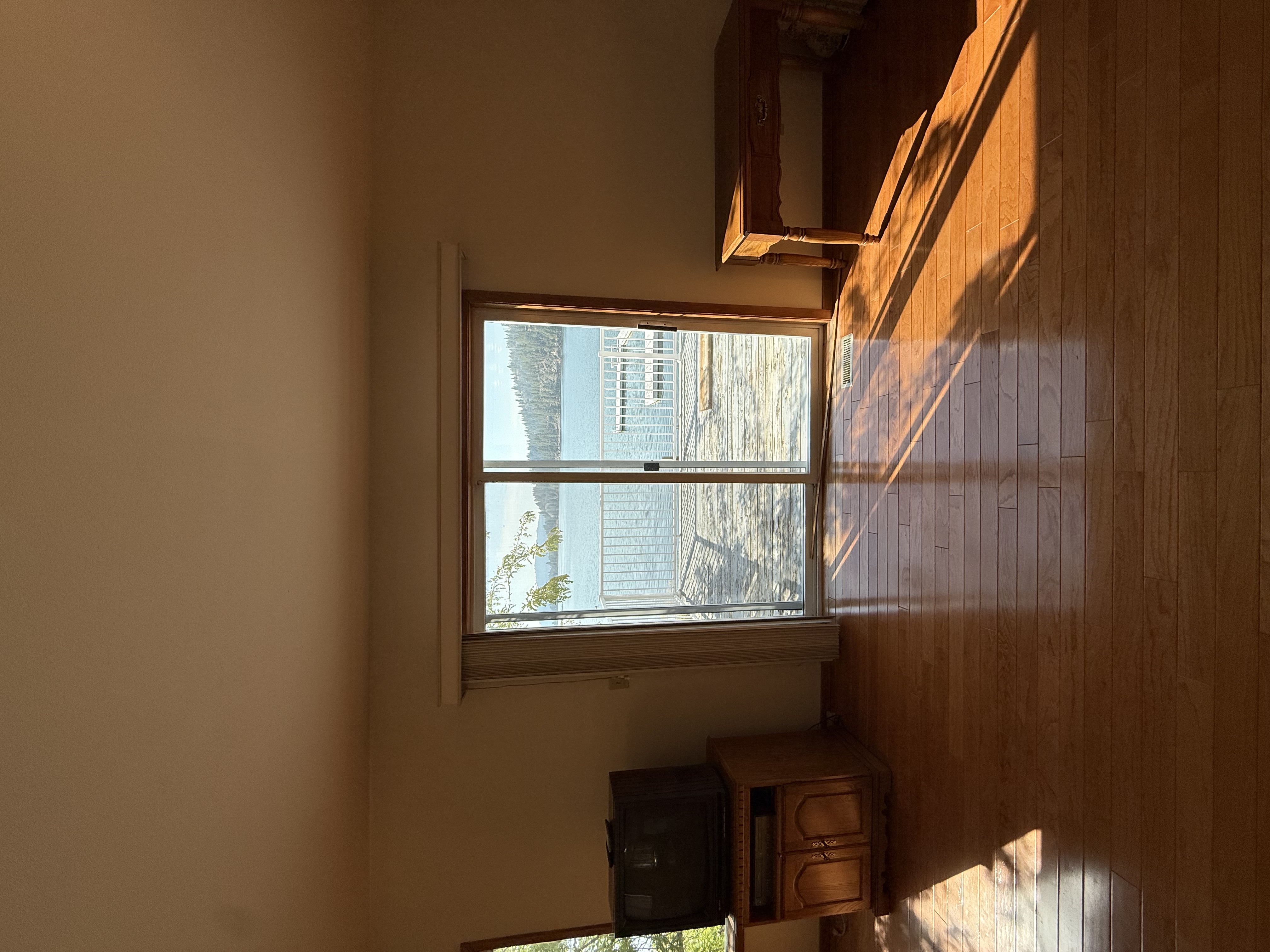 Sagle, Idaho, 83860, United States, 5 Bedrooms Bedrooms, ,4 BathroomsBathrooms,Residential,For Sale,1982064