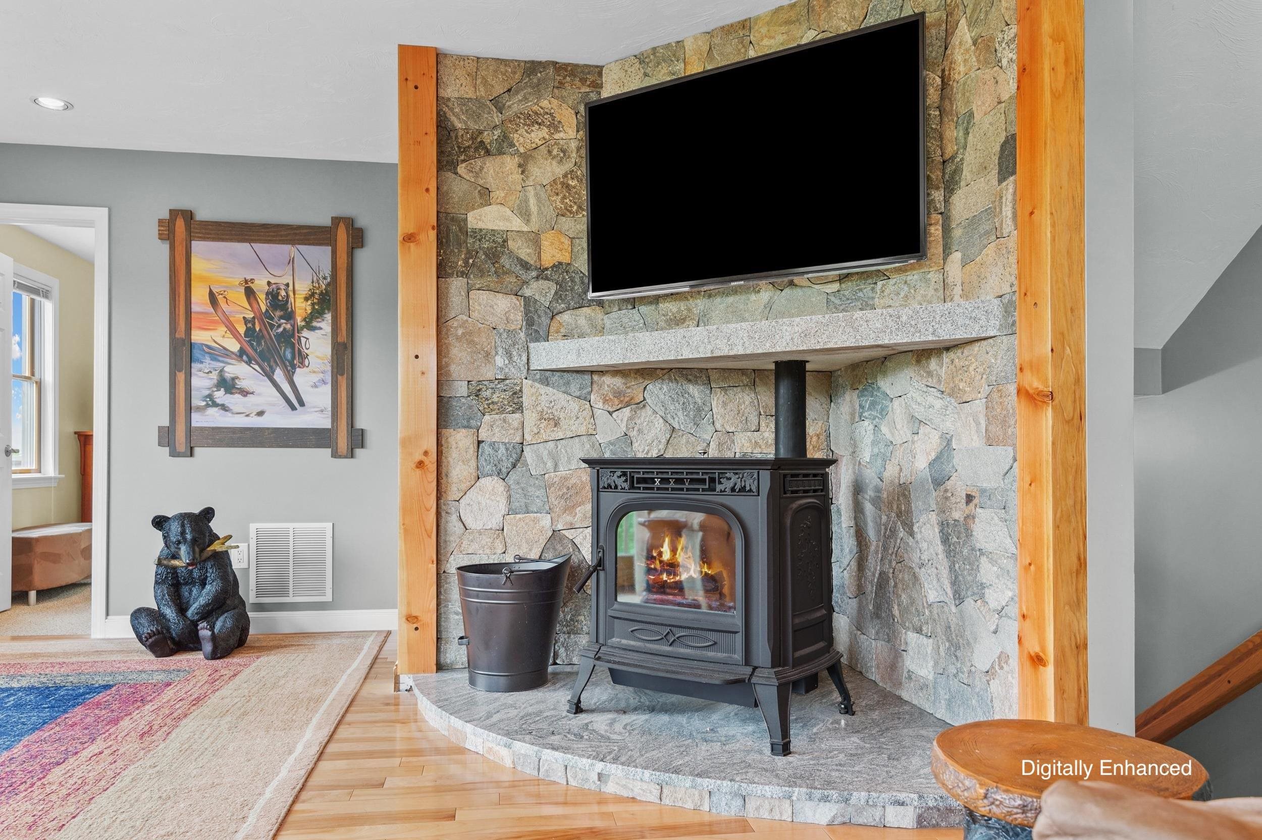 Bartlett, New Hampshire, 03812, United States, 3 Bedrooms Bedrooms, ,2 BathroomsBathrooms,Residential,For Sale,1875557