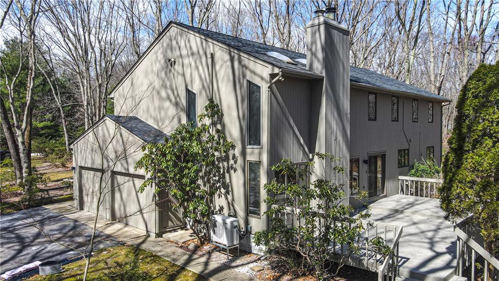 East Greenwich, Rhode Island, 02818, United States, 3 Bedrooms Bedrooms, ,3 BathroomsBathrooms,Residential,For Sale,1905846