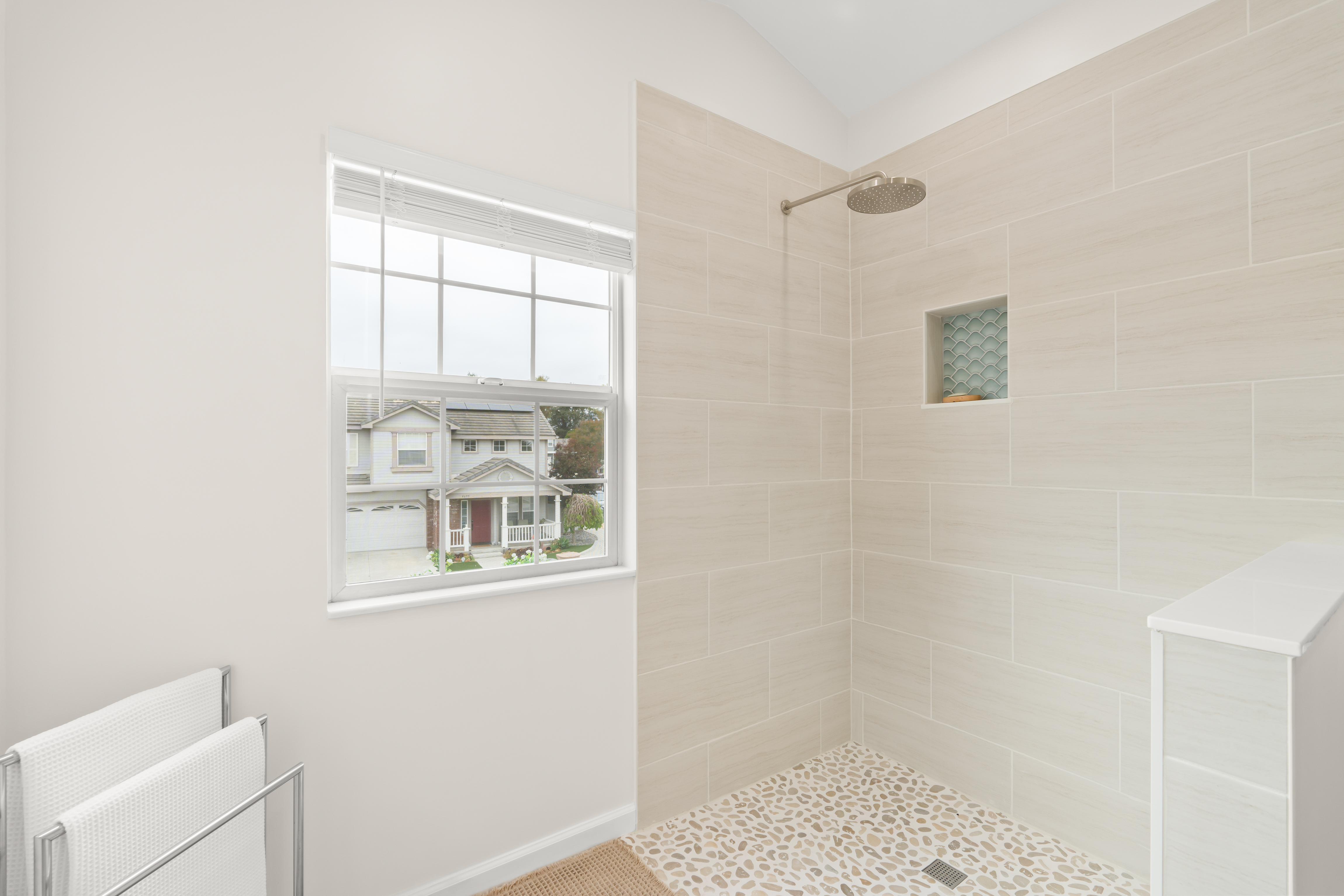  4696 Ellington Street, Ventura, CA 93003 - 物件實景