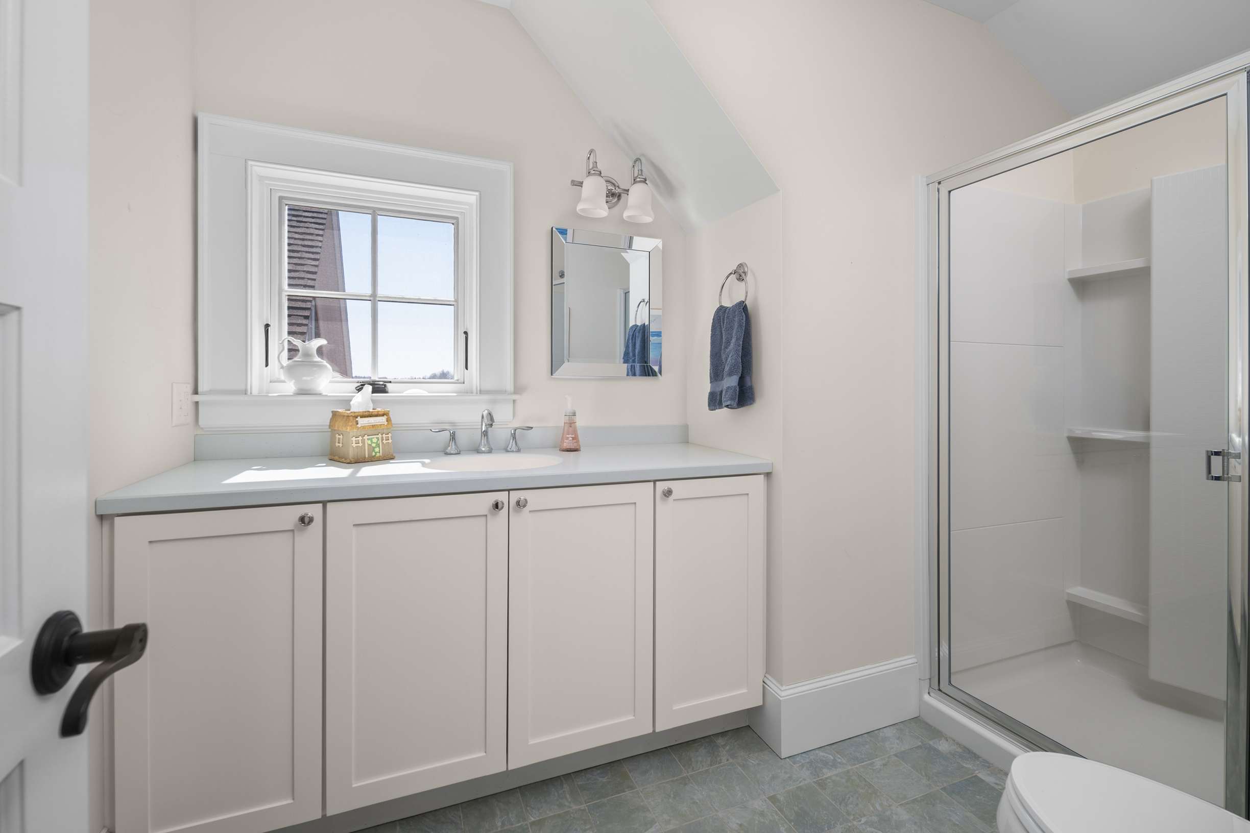  Oceanfront Compound - Main House + Two, 1 Bedroom Cottages in Cape Neddick - 物件實景