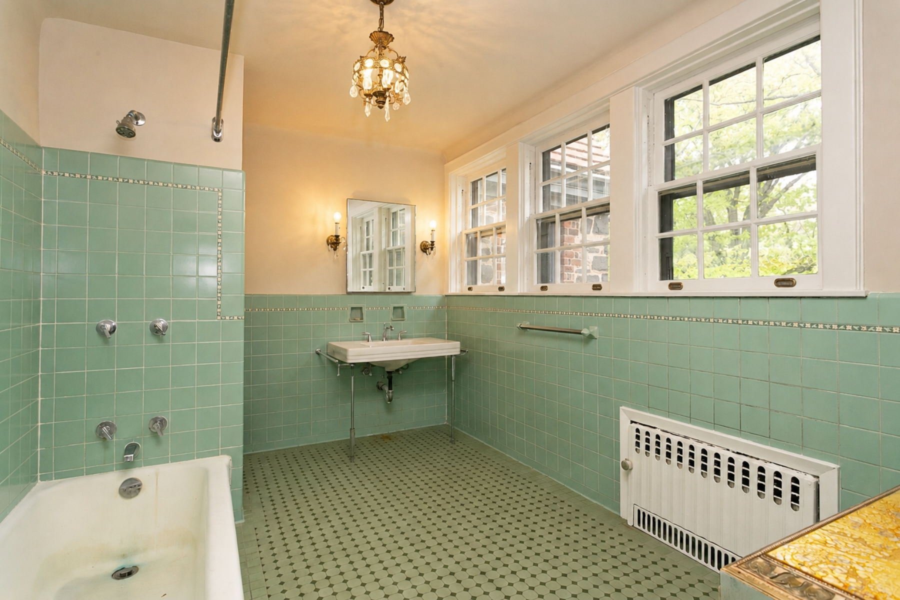  “FOREST HILLS GARDENS FIELDSTONE TOWNHOUSE” - 物件實景