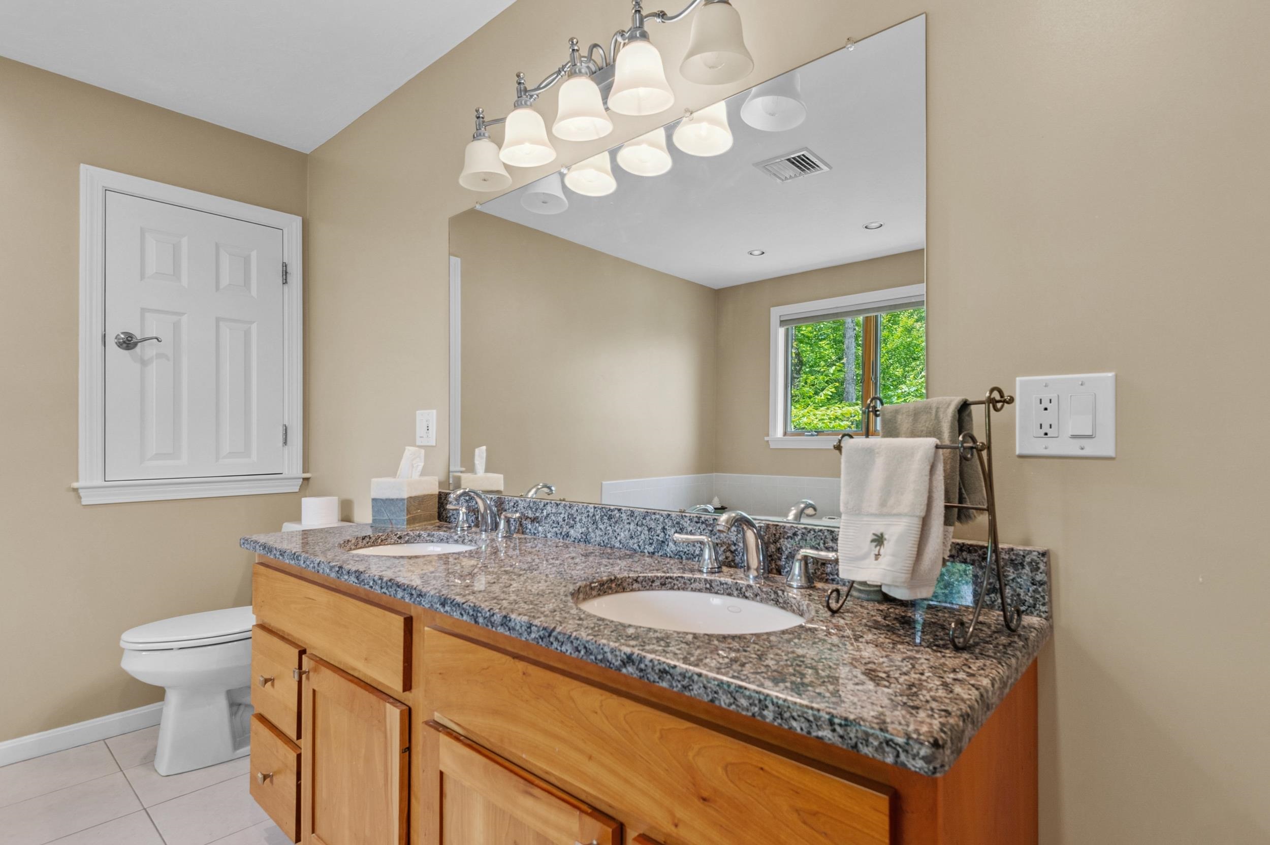 Bartlett, New Hampshire, 03812, United States, 3 Bedrooms Bedrooms, ,2 BathroomsBathrooms,Residential,For Sale,1875557