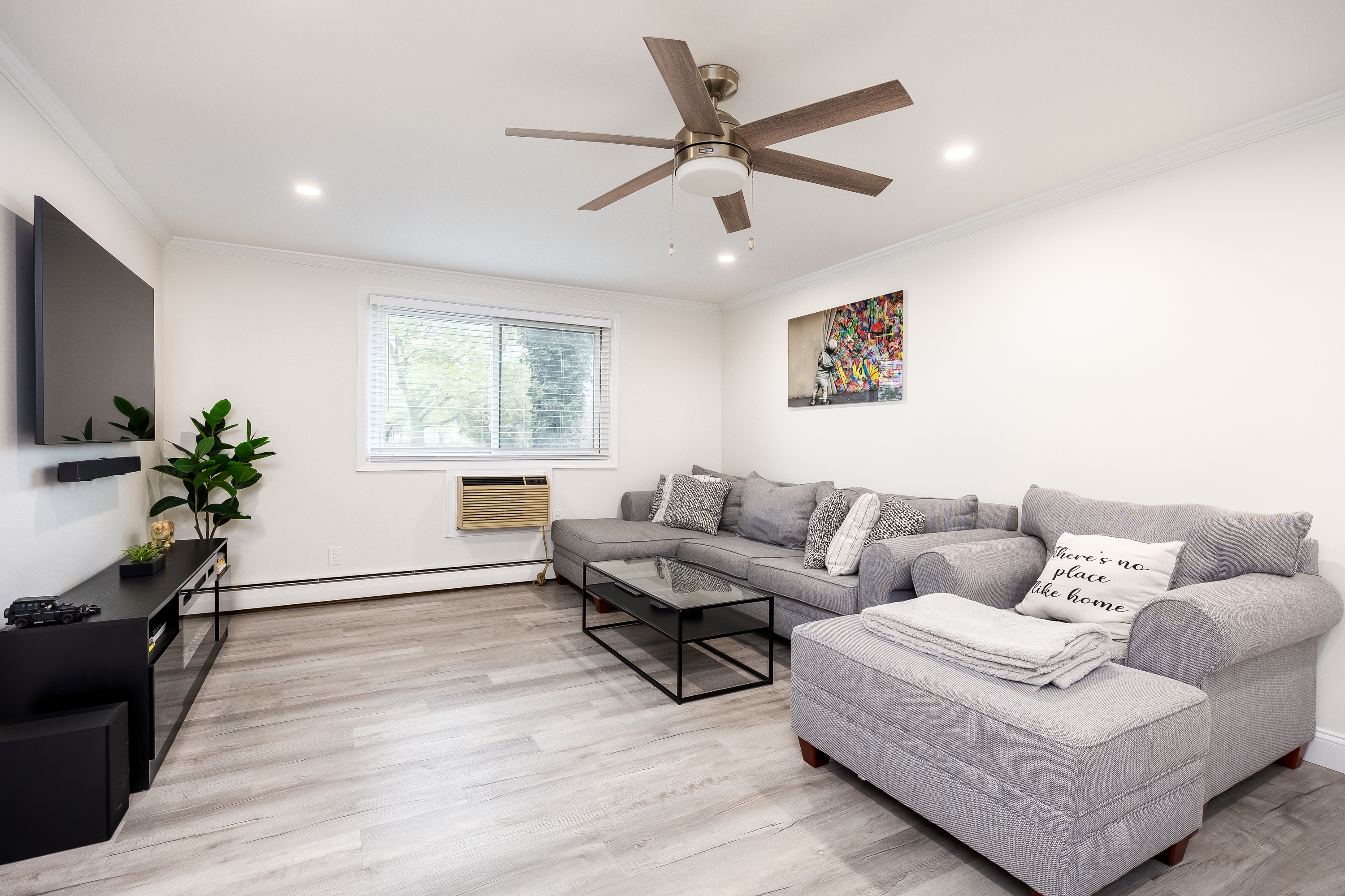  200 Merrick Road, Amityville, NY, 11701 - 物件實景