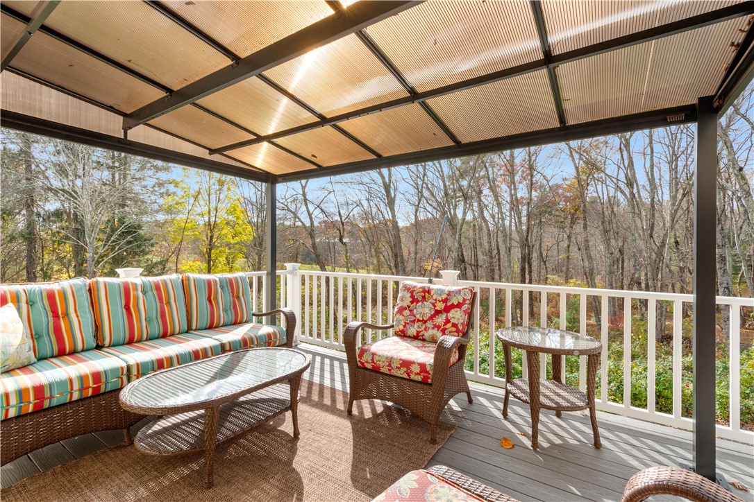 Burrillville, Rhode Island, 02858, United States, 3 Bedrooms Bedrooms, ,2 BathroomsBathrooms,Residential,For Sale,1991043