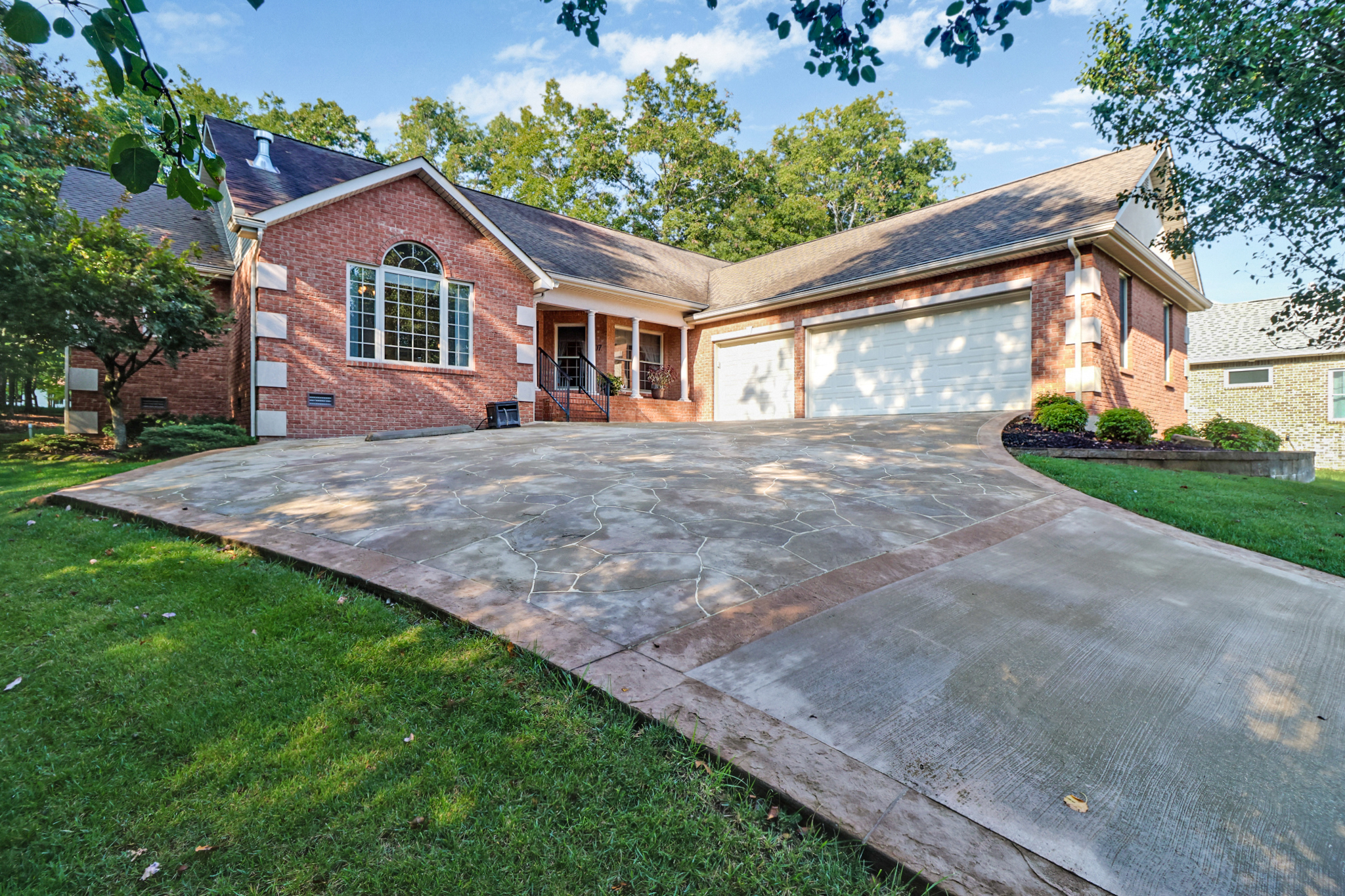 Fairfield Glade, Tennessee, 38558, United States, 3 Bedrooms Bedrooms, ,2 BathroomsBathrooms,Residential,For Sale,1945006