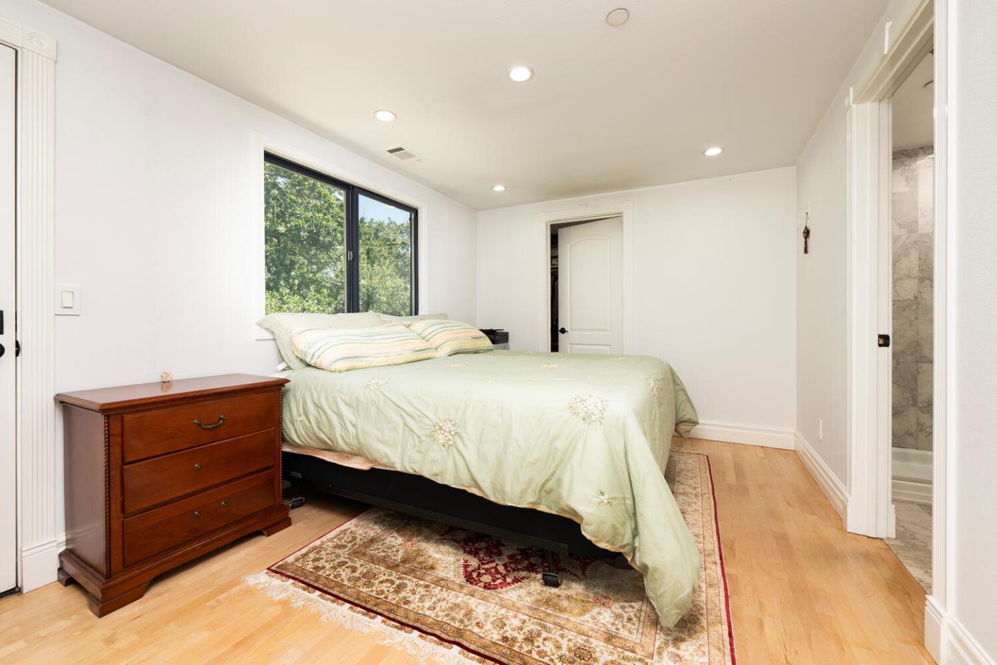 Woodside, California, 94062, United States, 4 Bedrooms Bedrooms, ,5 BathroomsBathrooms,Residential,For Sale,1911860