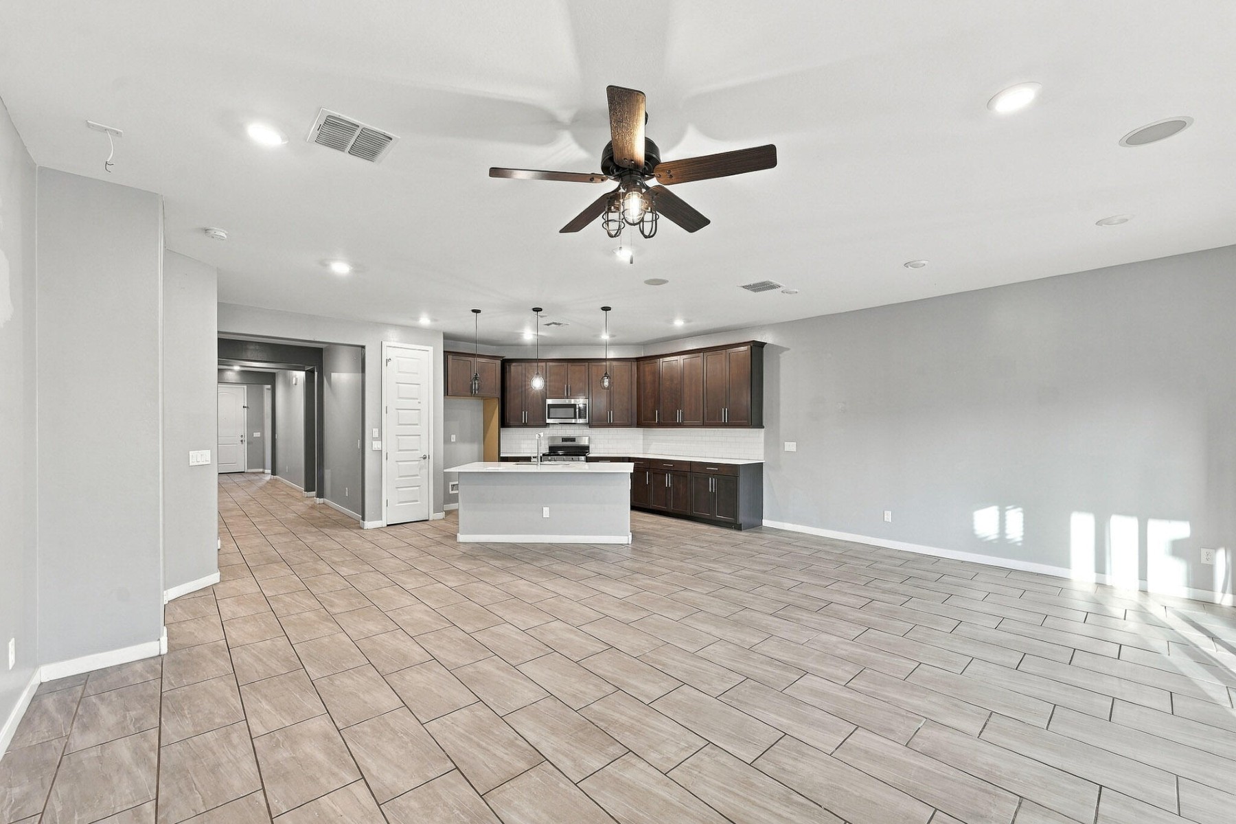  9605 W Getty Drive¦Tolleson, AZ - 物件實景