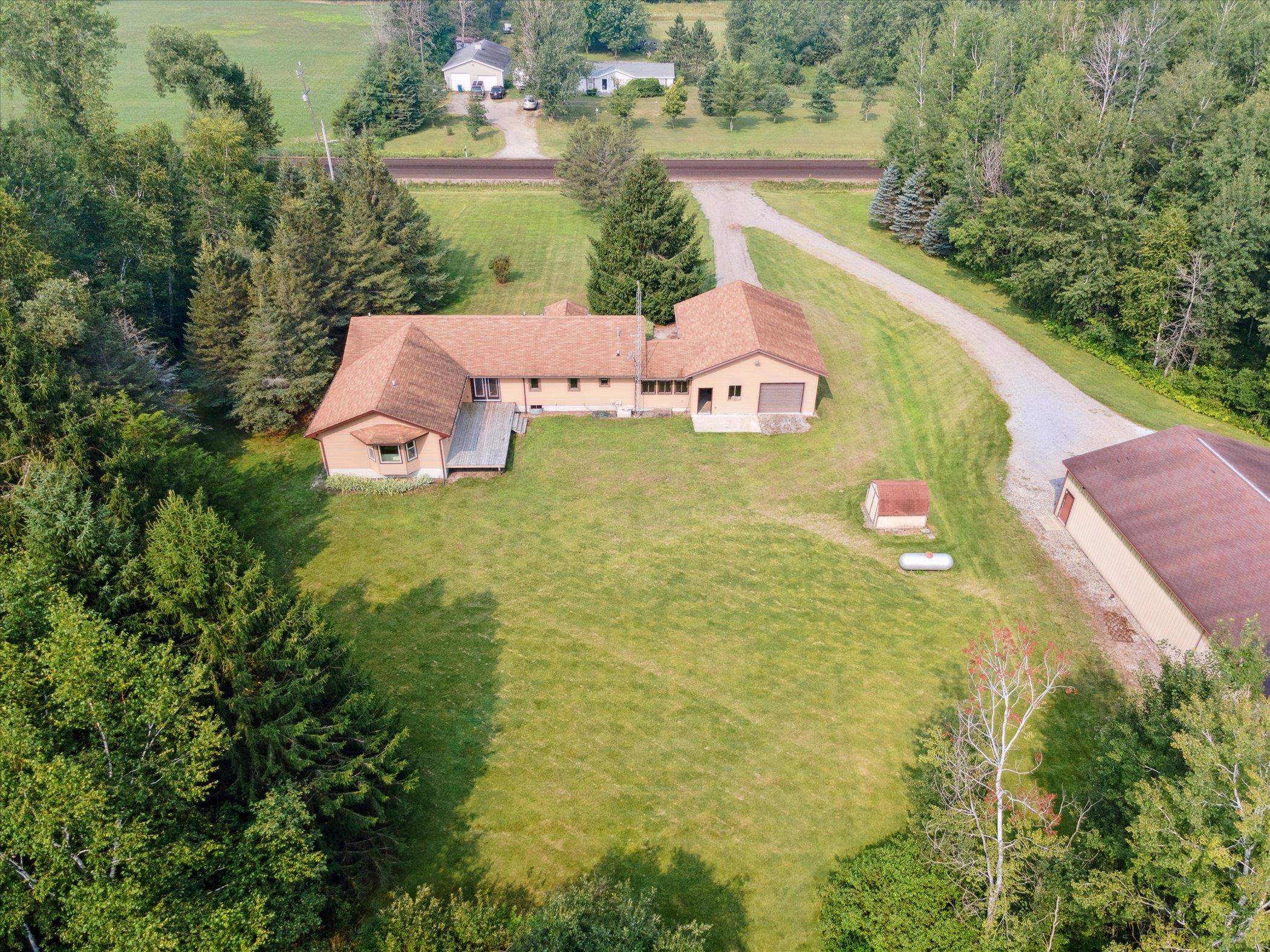 Midland, Michigan, 48640, United States, 3 Bedrooms Bedrooms, ,3 BathroomsBathrooms,Residential,For Sale,1975279