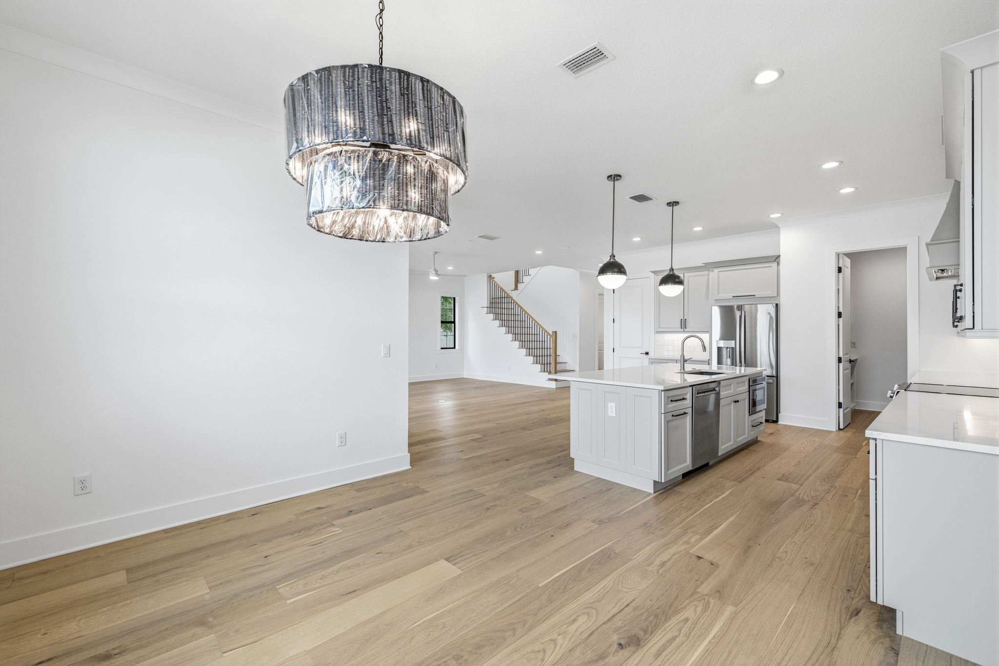 Tampa, Florida, 33611, United States, 4 Bedrooms Bedrooms, ,4 BathroomsBathrooms,Residential,For Sale,2009743