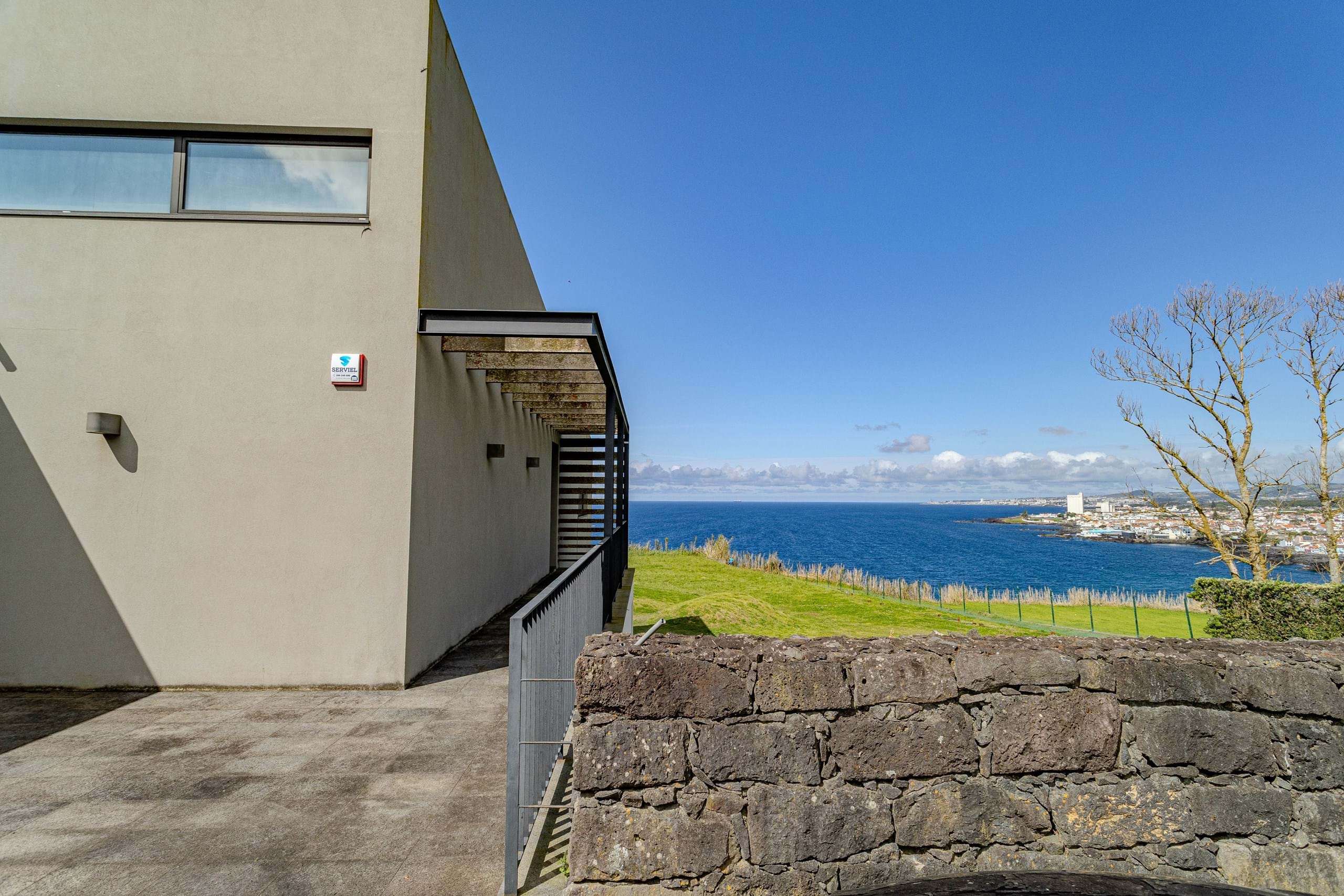 Ponta Delgada, Ilha de São Miguel, 9560-501, PT, 3 Bedrooms Bedrooms, ,4 BathroomsBathrooms,Residential,For Sale,1826448