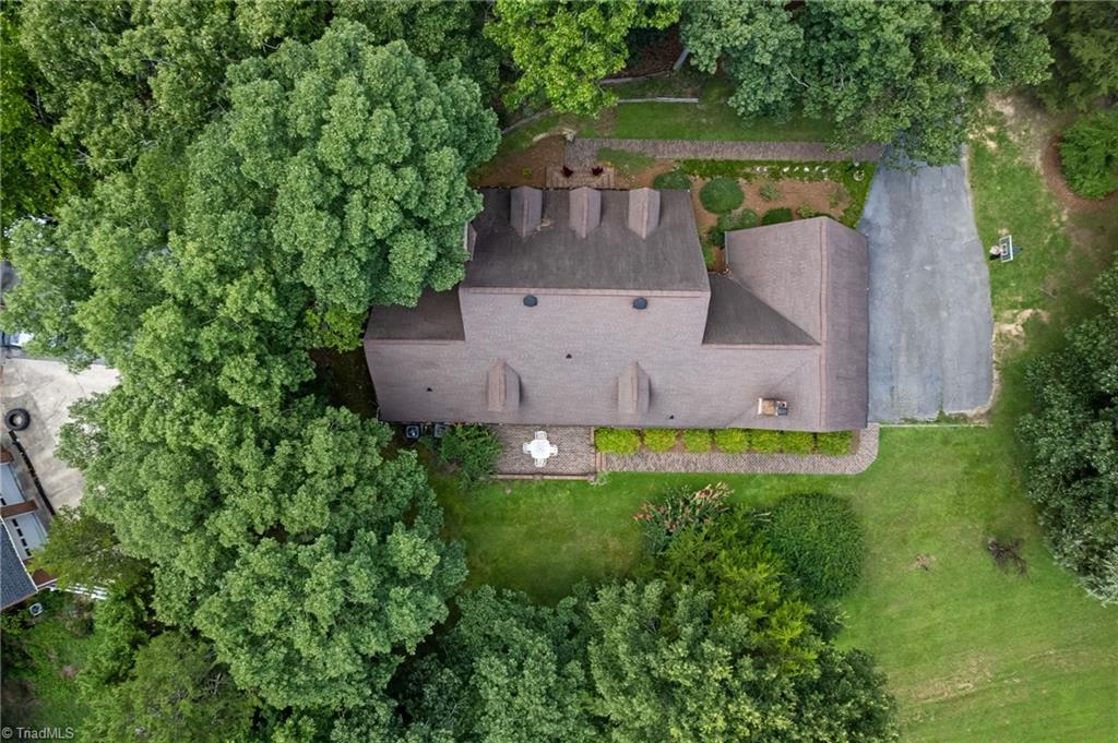 High Point, North Carolina, 27265, United States, 4 Bedrooms Bedrooms, ,4 BathroomsBathrooms,Residential,For Sale,1900964