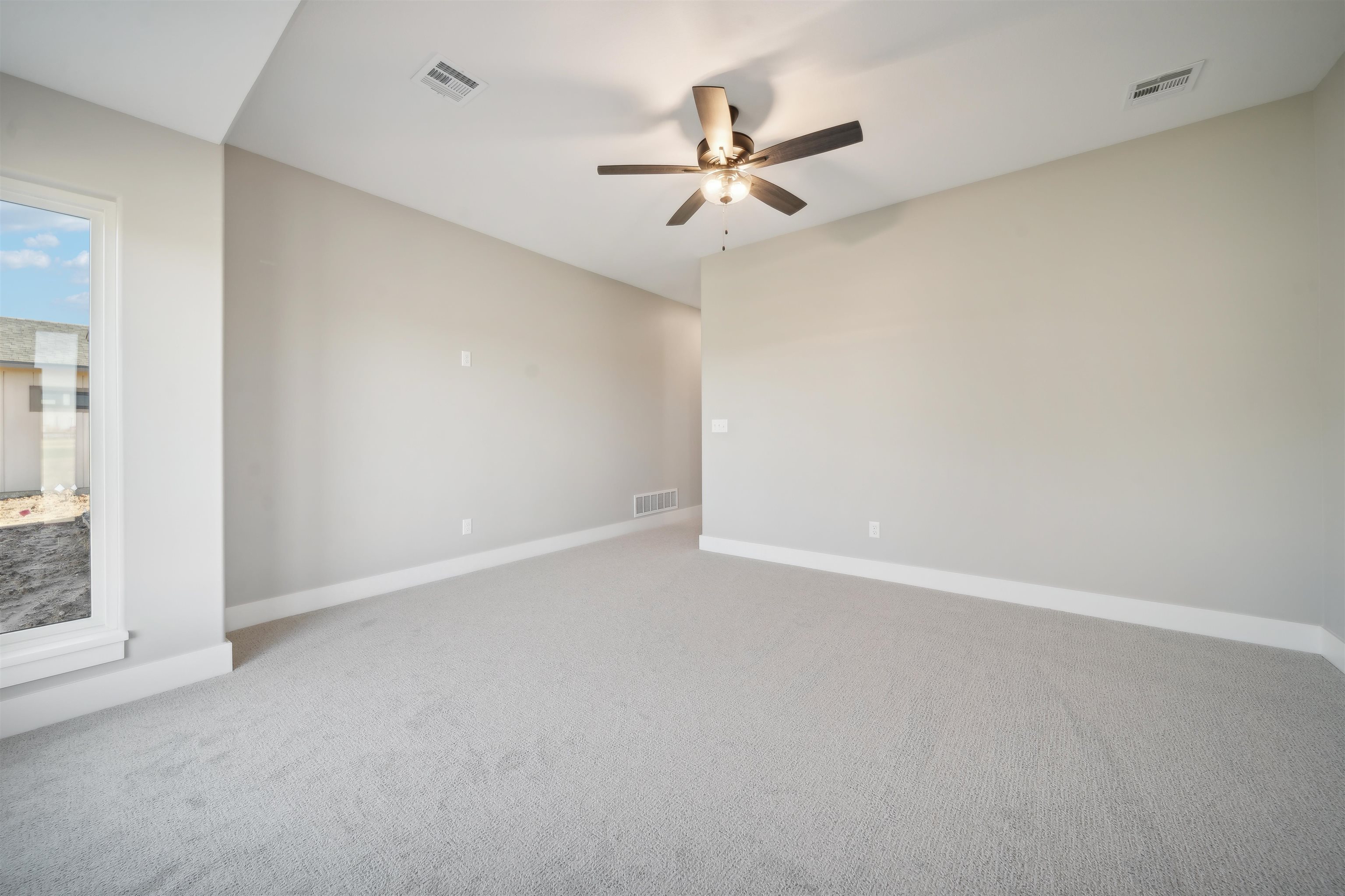 1626 S Dove Place, Goddard, Kansas, 67052, United States, 3 Bedrooms Bedrooms, ,3 BathroomsBathrooms,Residential,For Sale,1626 S Dove Place,1655934