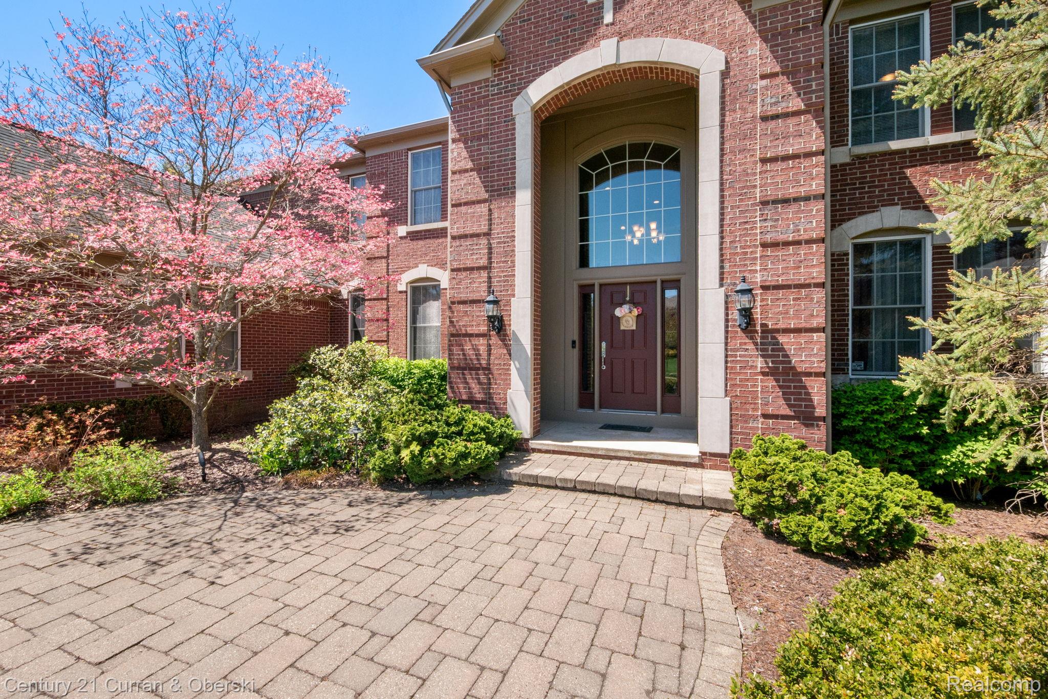 Northville, Michigan, 48168, United States, 5 Bedrooms Bedrooms, ,6 BathroomsBathrooms,Residential,For Sale,2048857