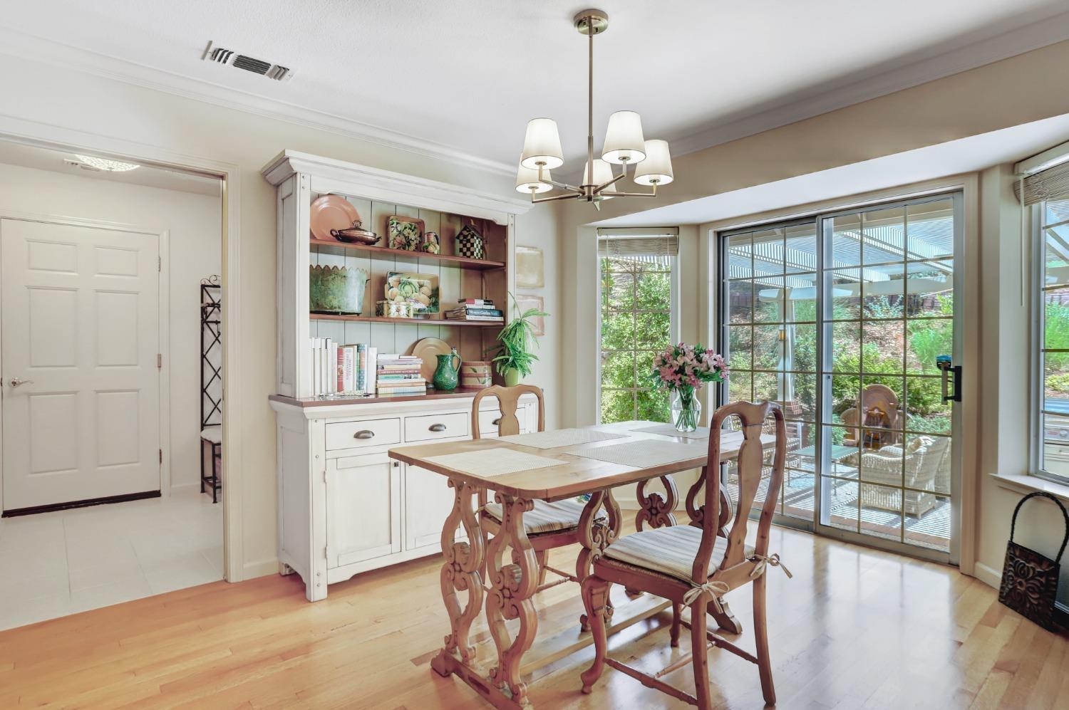 Grass Valley, California, 95949, United States, 3 Bedrooms Bedrooms, ,3 BathroomsBathrooms,Residential,For Sale,1825193