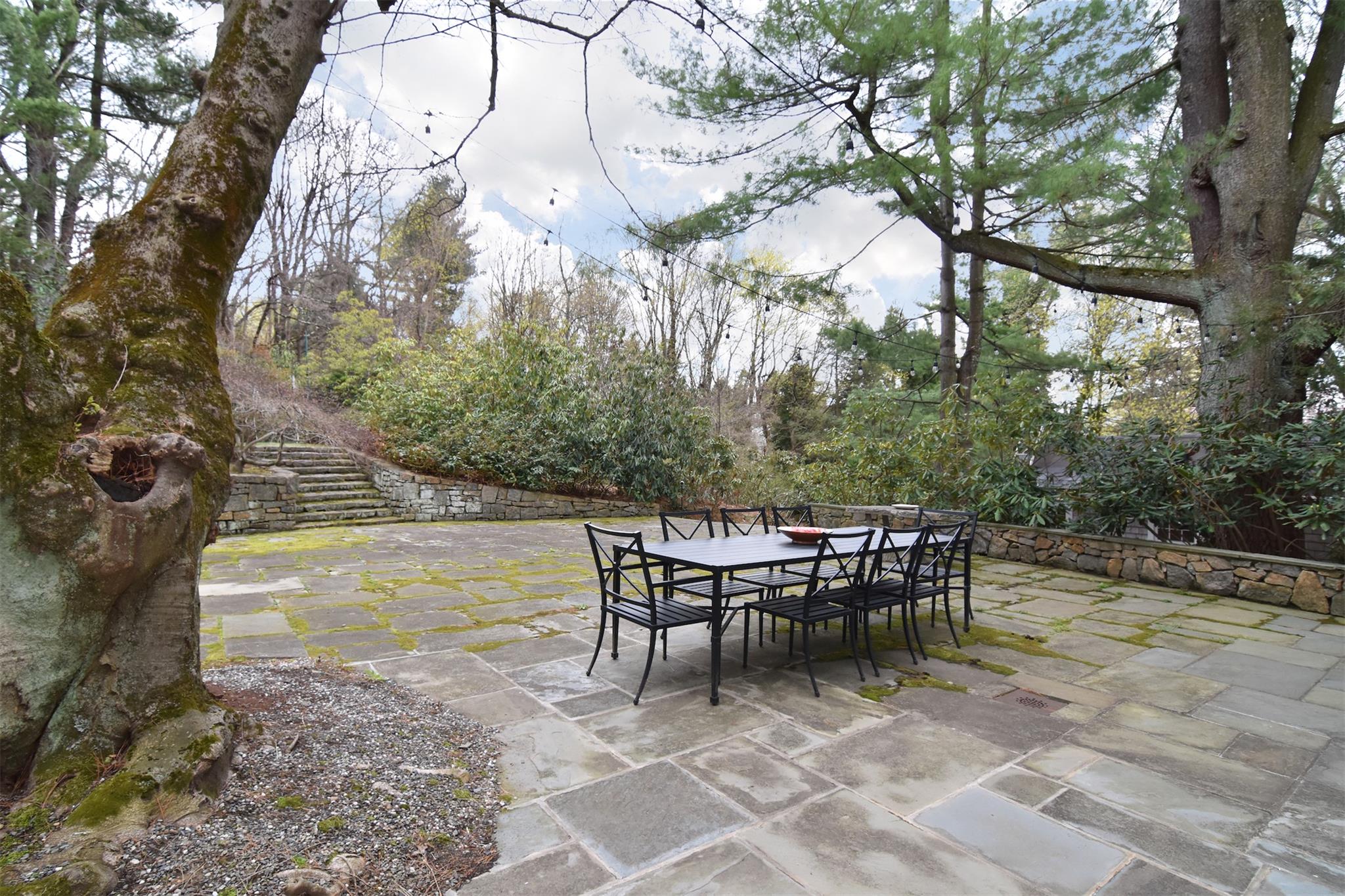 Dobbs Ferry, New York, 10522, United States, 5 Bedrooms Bedrooms, ,5 BathroomsBathrooms,Residential,For Sale,1793718