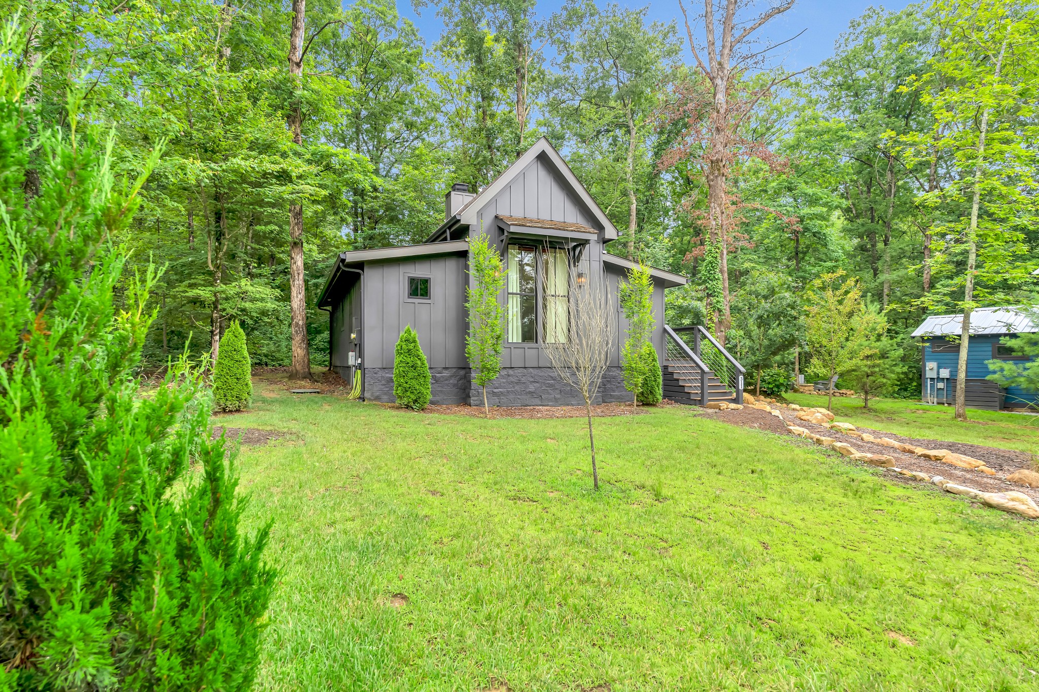 Tracy City, Tennessee, 37387, United States, 2 Bedrooms Bedrooms, ,1 BathroomBathrooms,Residential,For Sale,1975698