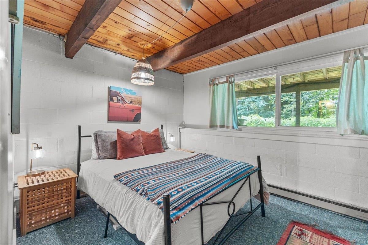 Stowe, Vermont, 05672, United States, 3 Bedrooms Bedrooms, ,2 BathroomsBathrooms,Residential,For Sale,1901768