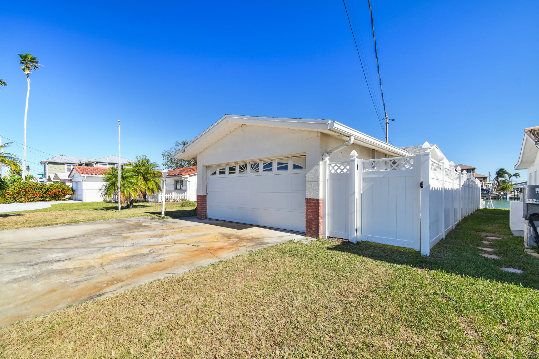 Madeira Beach, Florida, 33708, United States, 3 Bedrooms Bedrooms, ,2 BathroomsBathrooms,Residential,For Sale,1943278