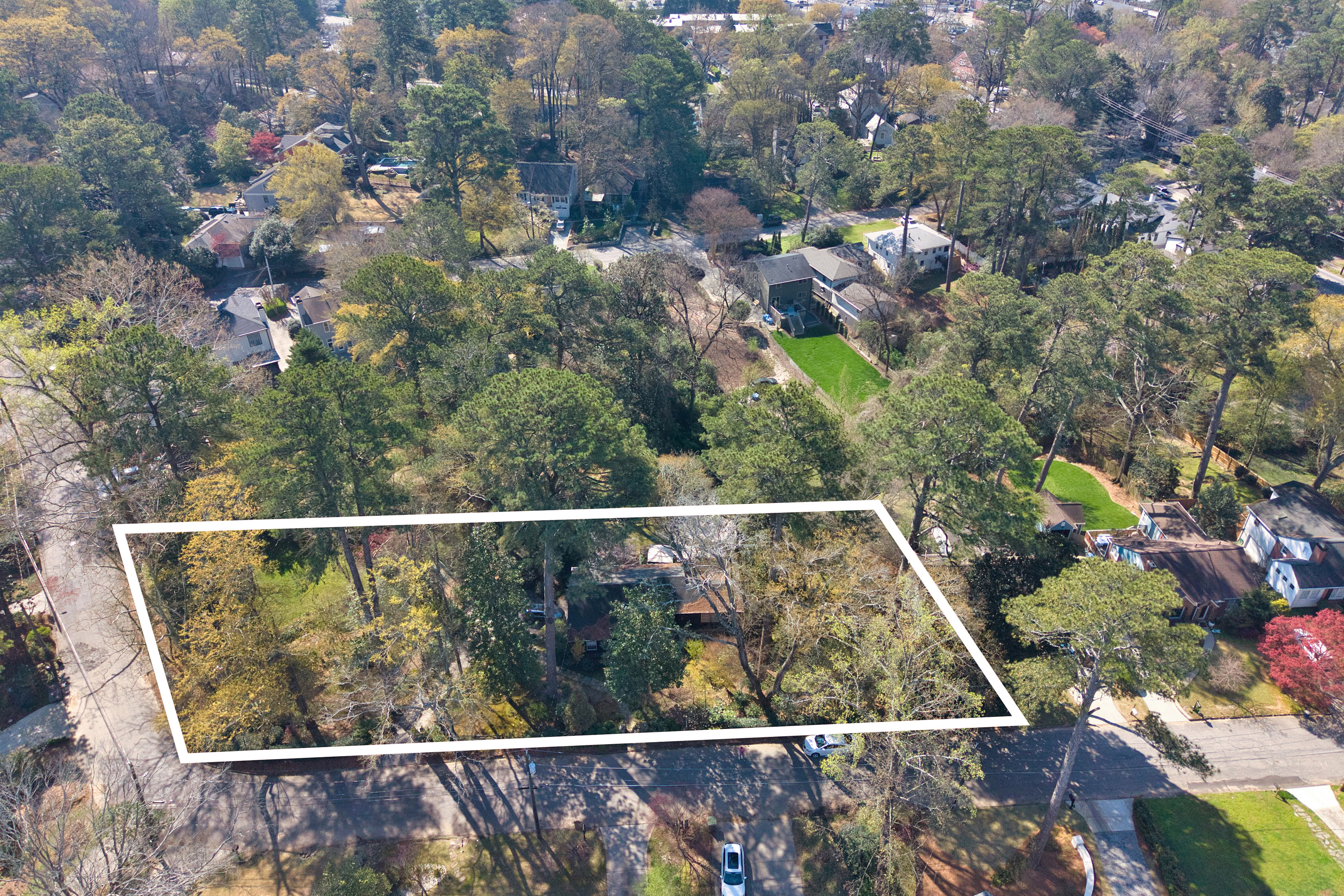  Versatile 0.72+/- Acres in the Heart of Piedmont Heights - 物件實景