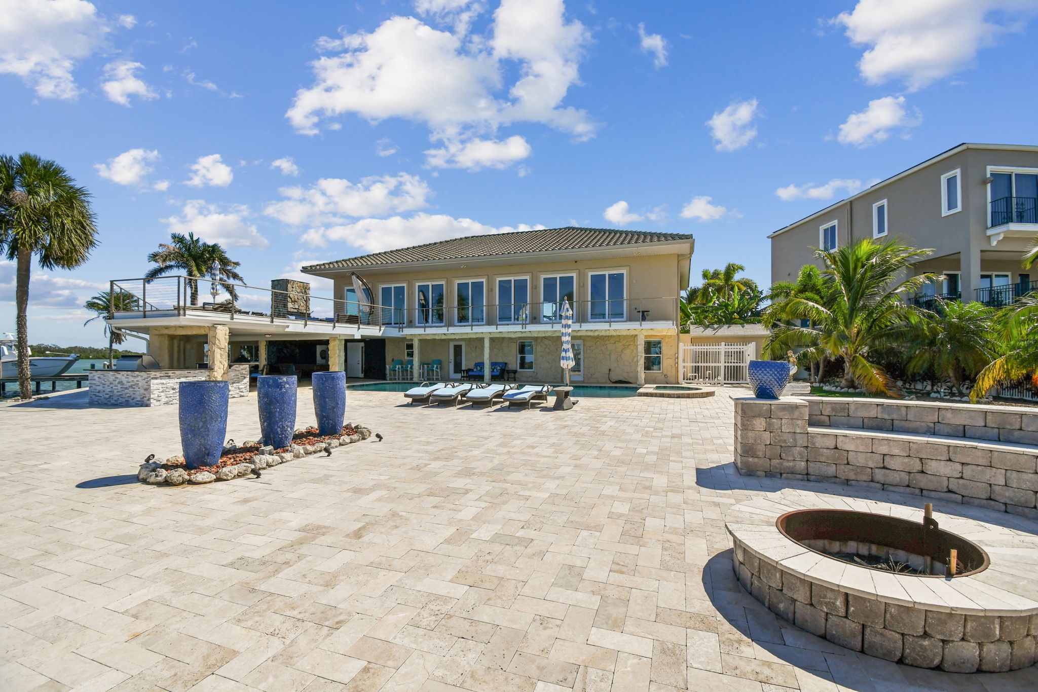 Madeira Beach, Florida, 33708, United States, 6 Bedrooms Bedrooms, ,6 BathroomsBathrooms,Residential,For Sale,1975666