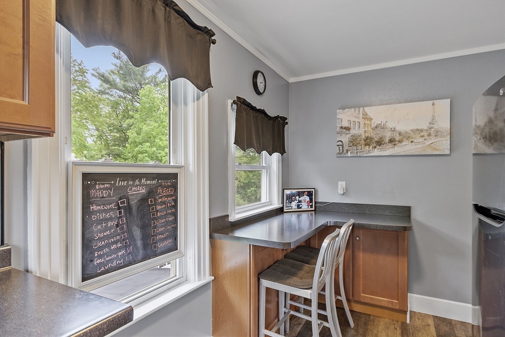 Lunenburg, Massachusetts, 01462, United States, 4 Bedrooms Bedrooms, ,2 BathroomsBathrooms,Residential,For Sale,1875910
