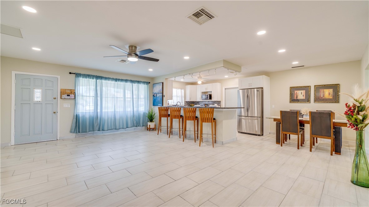 Cape Coral, Florida, 33904, United States, 3 Bedrooms Bedrooms, ,2 BathroomsBathrooms,Residential,For Sale,1973699