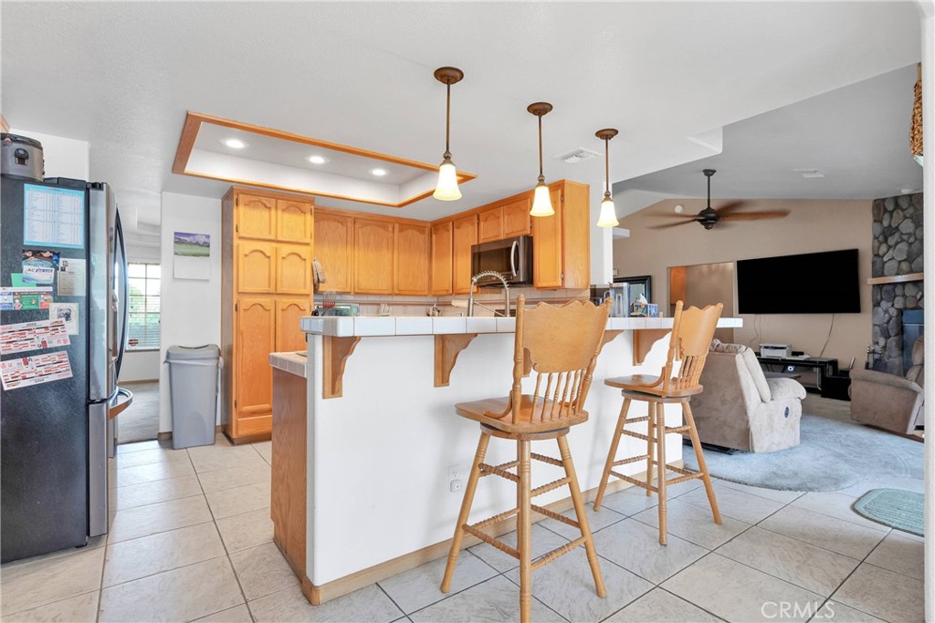 Apple Valley, California, 92307, United States, 4 Bedrooms Bedrooms, ,3 BathroomsBathrooms,Residential,For Sale,1795446