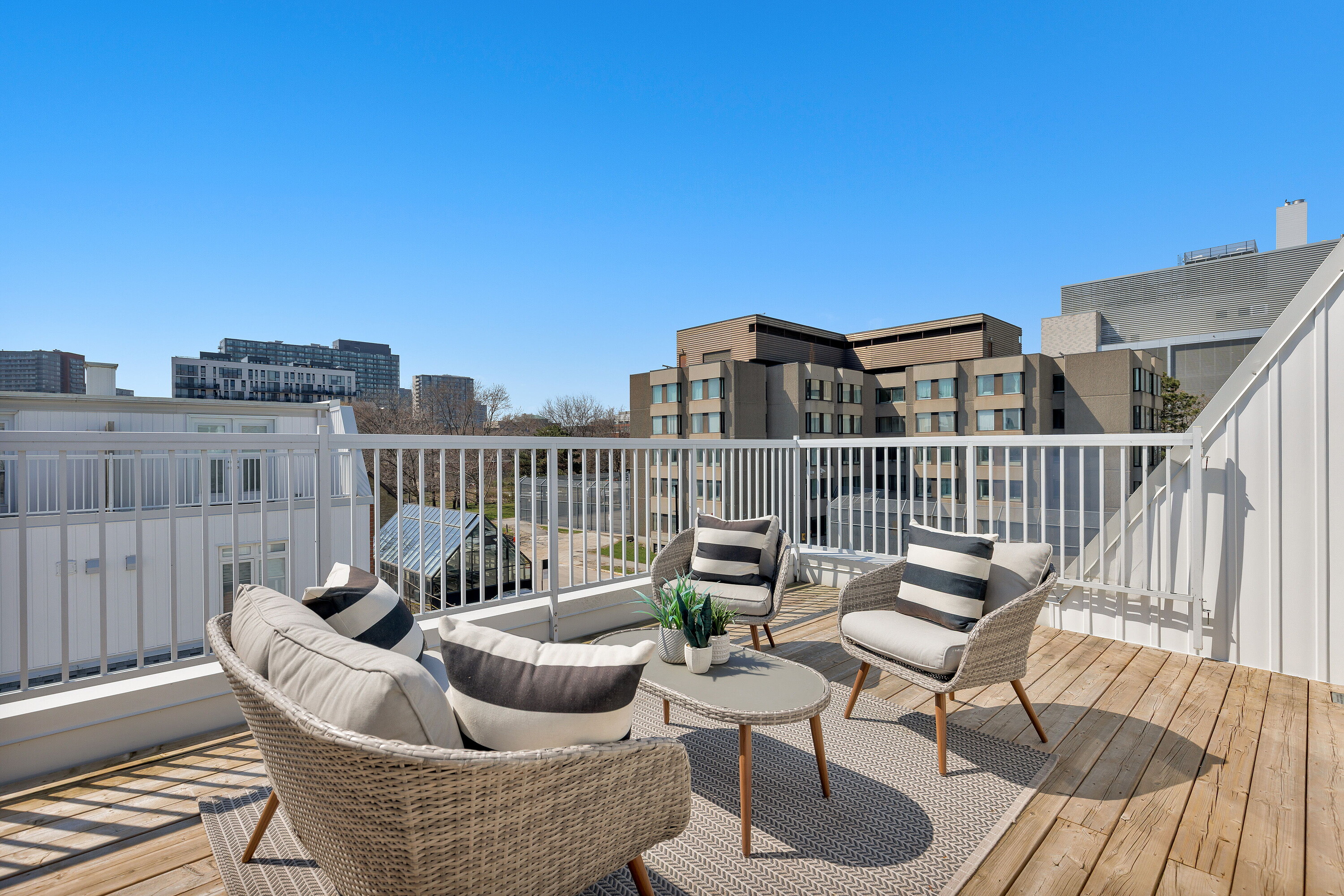  Spacious Townhome With Terrace - 物件實景