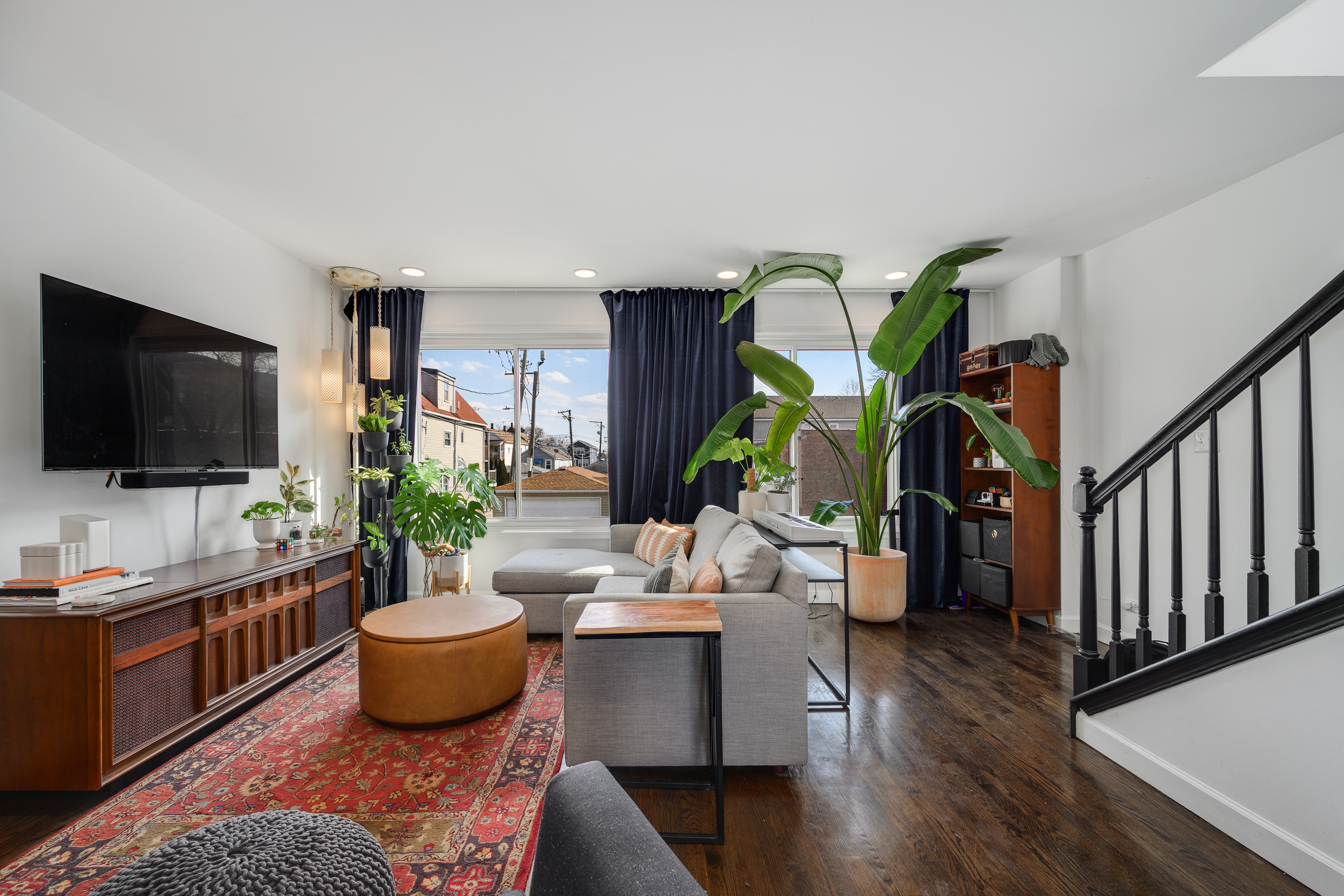  Incredible Opportunity in Canaryville Bridgeport - 物件實景