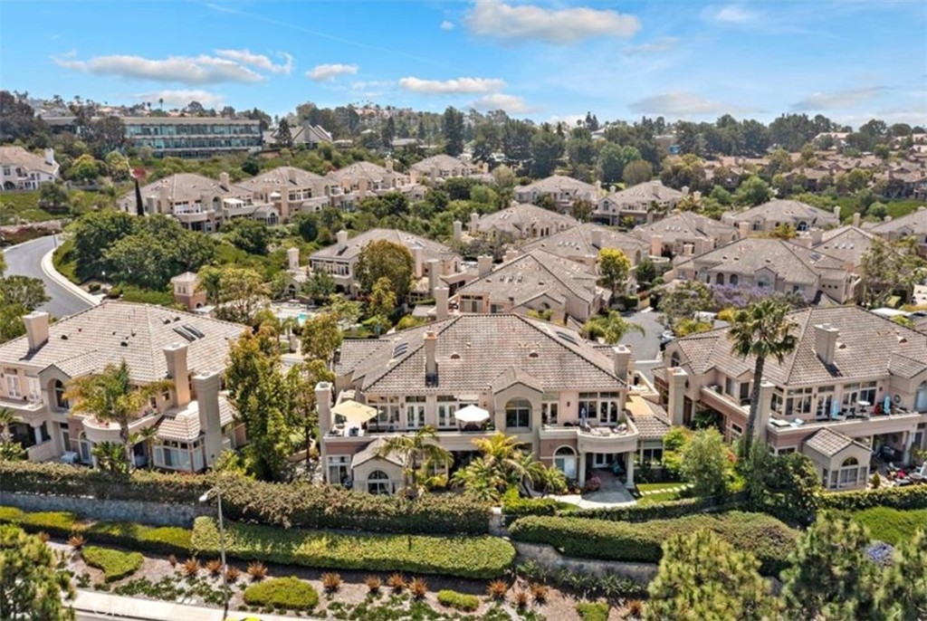 Laguna Niguel, California, 92677, United States, 3 Bedrooms Bedrooms, ,2 BathroomsBathrooms,Residential,For Sale,1988021