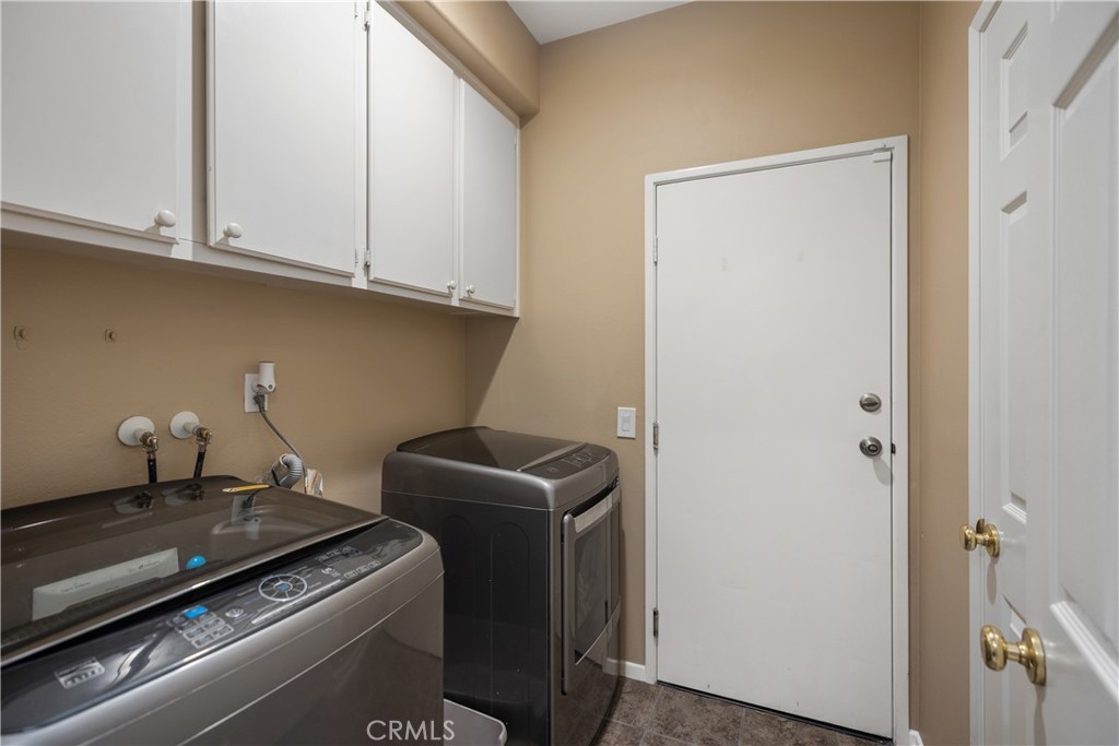 Aliso Viejo, California, 92656, United States, 3 Bedrooms Bedrooms, ,3 BathroomsBathrooms,Residential,For Sale,2001858