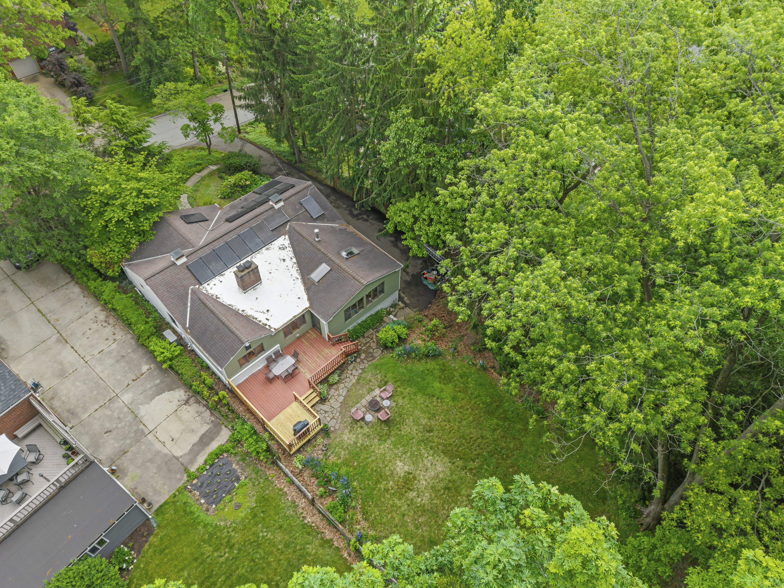  203 Rockingham Road, Pittsburgh, PA 15238 - 物件實景